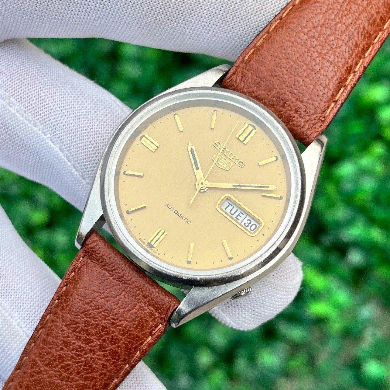 Vintage Seiko 5 Automatic Golden Dress Formal Japan Made Men’s Watch Cal. 6309