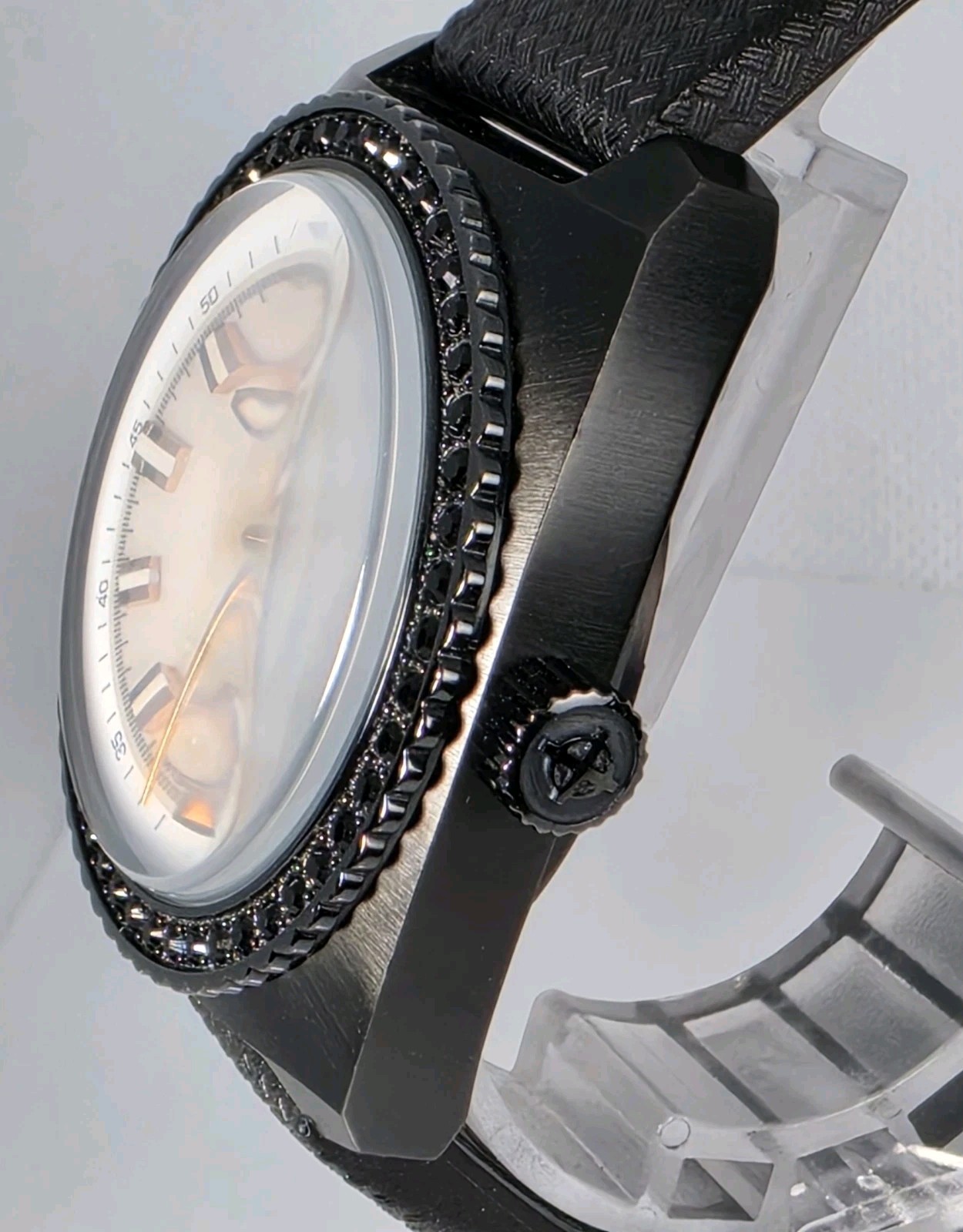 ZODIAC SEADRAGON UNISEX STAINLESS ST WATER RESISTAN 100M MOTHER PEARL DIAL 38mm