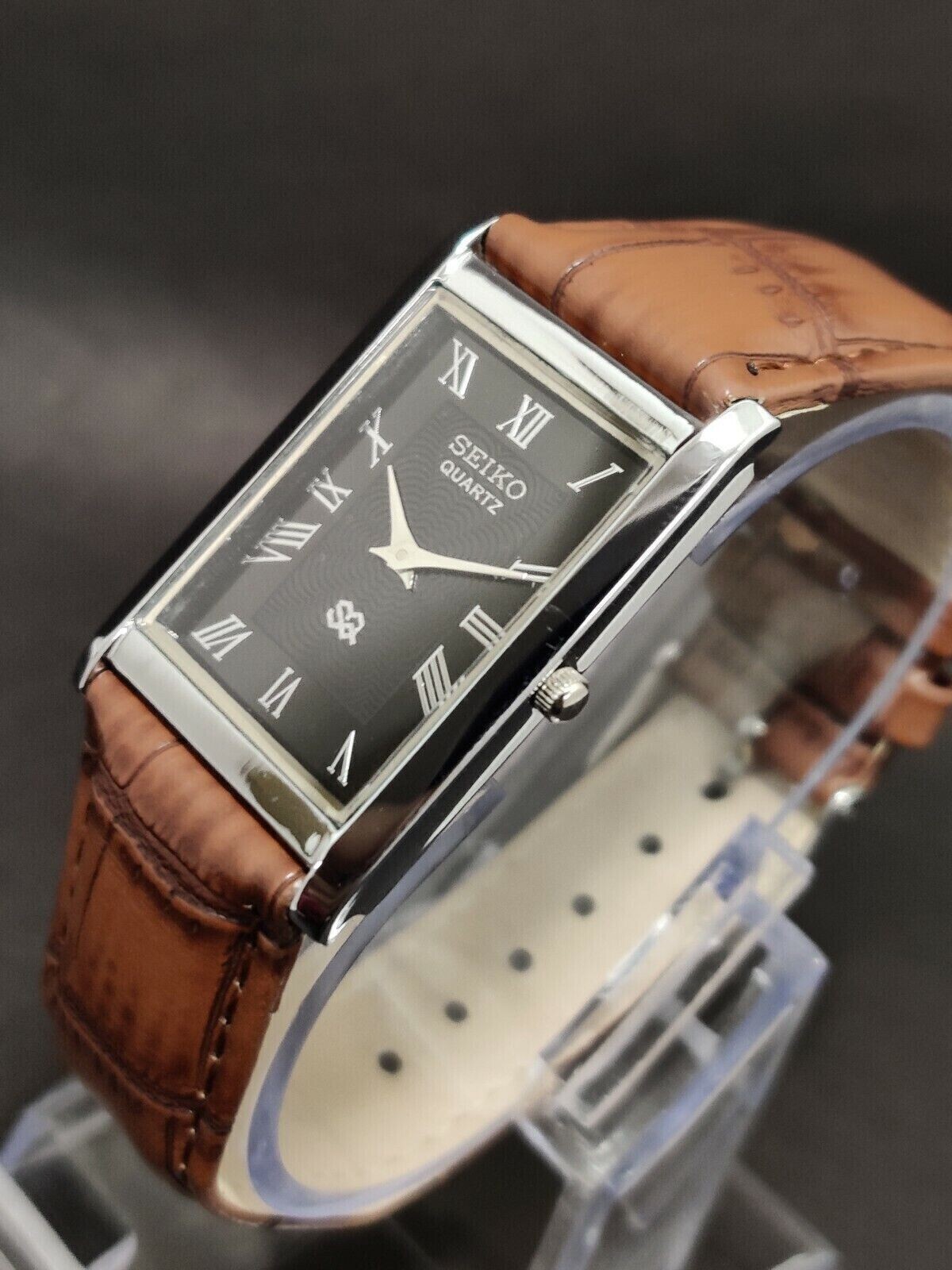 Vintage Seiko Slim Quartz Men’s Wrist Watch – Comes With New Battery, New Band
