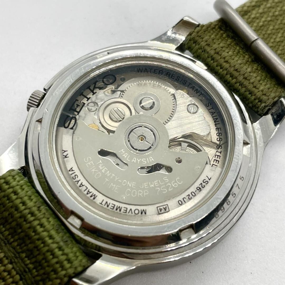 Rare SEIKO 5 Military Automatic Green Dial French Calendar See-through Back 7S26