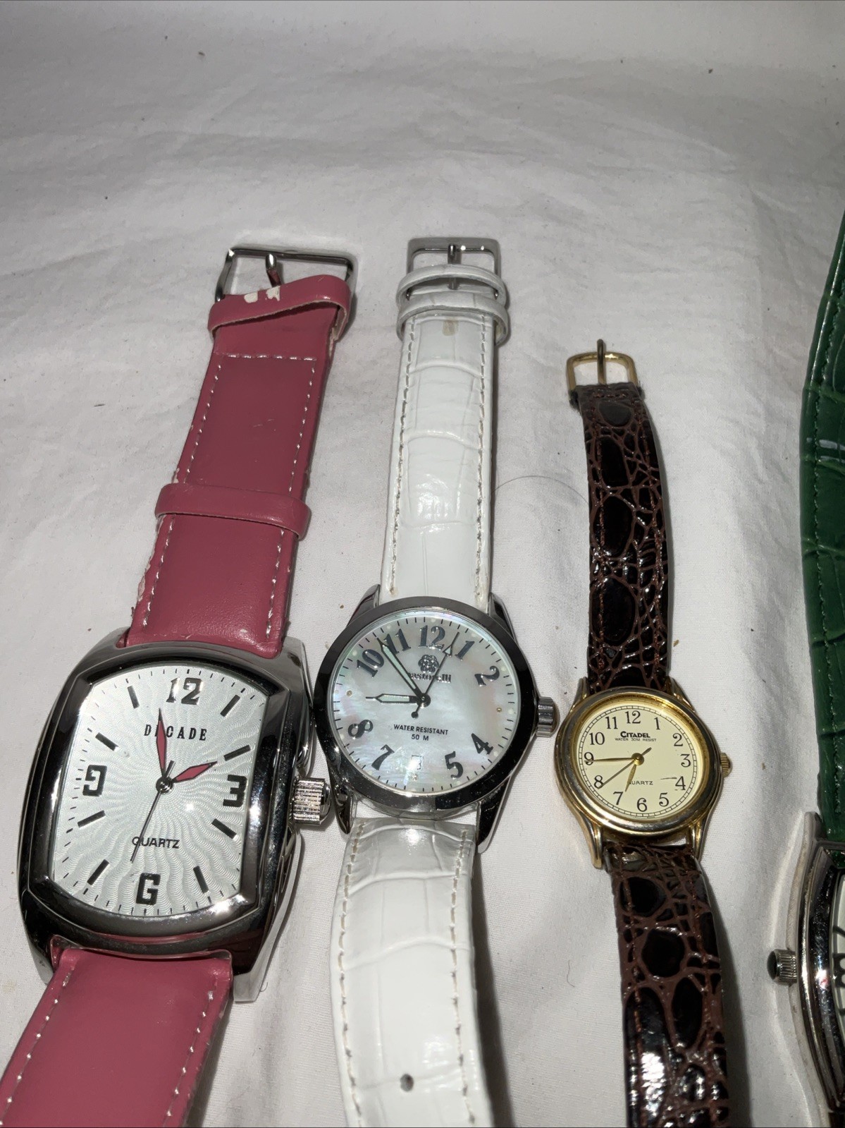 Lot Of 13 Vintage Watches Various Brands Untested