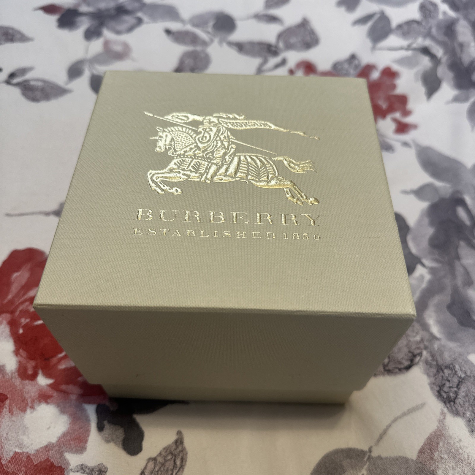 Burberry BU1861 Women’s Rose Gold Stainless Steel Watch w/ Box & Papers