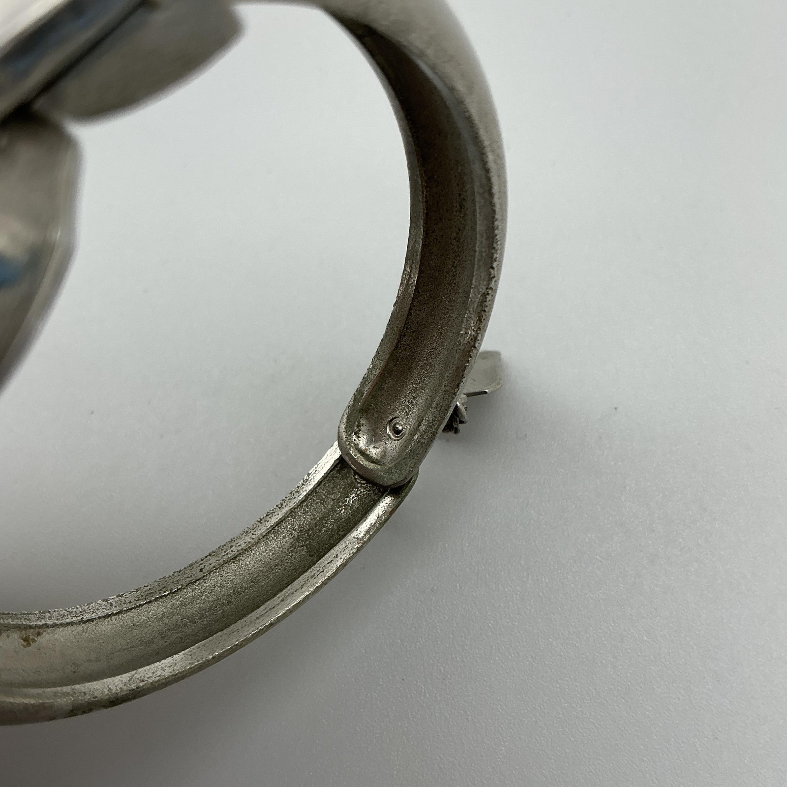 Vintage Orloff Women Watch 16mm White Dial Silver Tone Open Bangle Manual Swiss