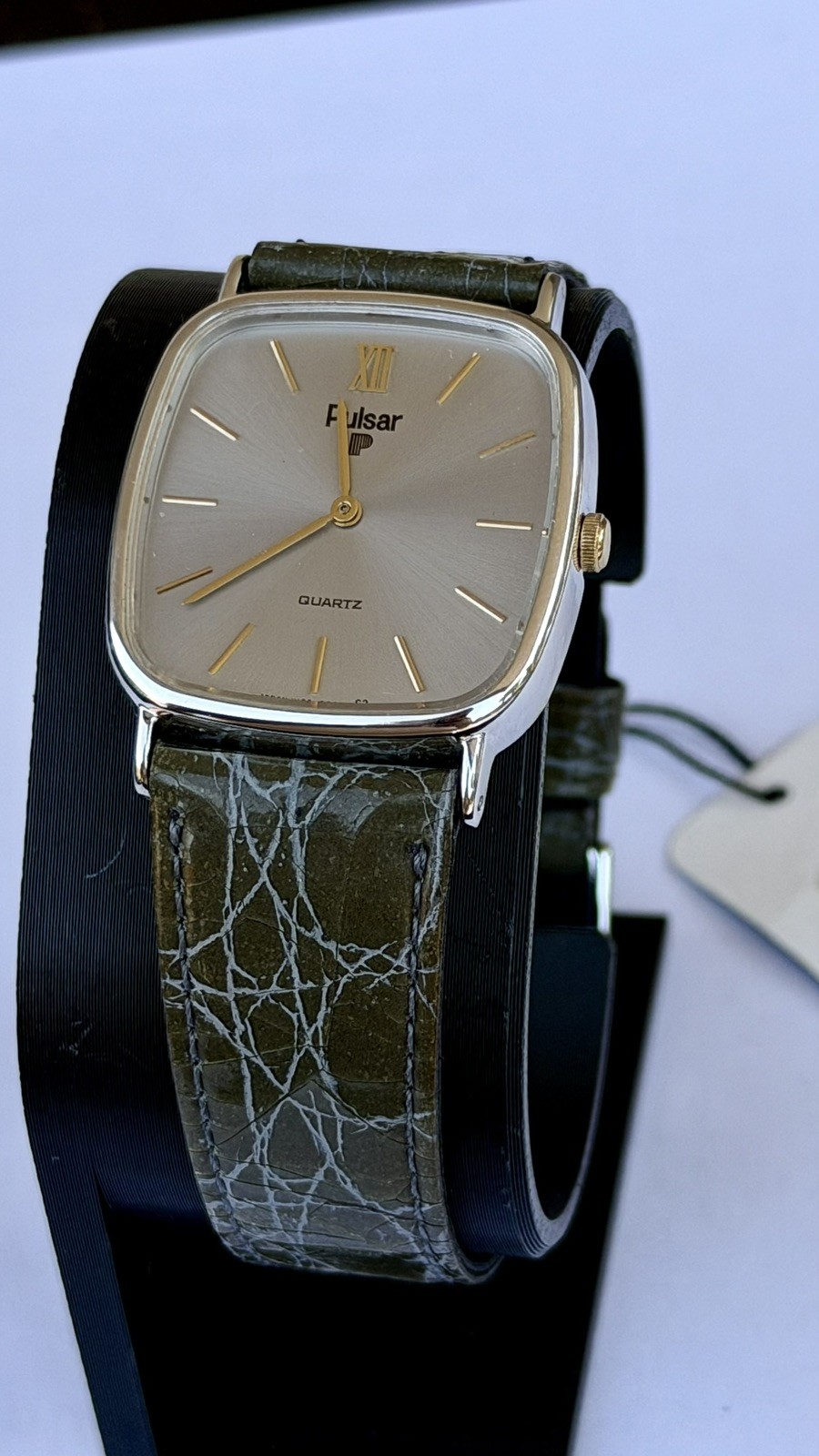 Pulsar V329-6030 Quartz NOS 28x30mm Gold Tone Vintage 1980s Seiko Japan Rare