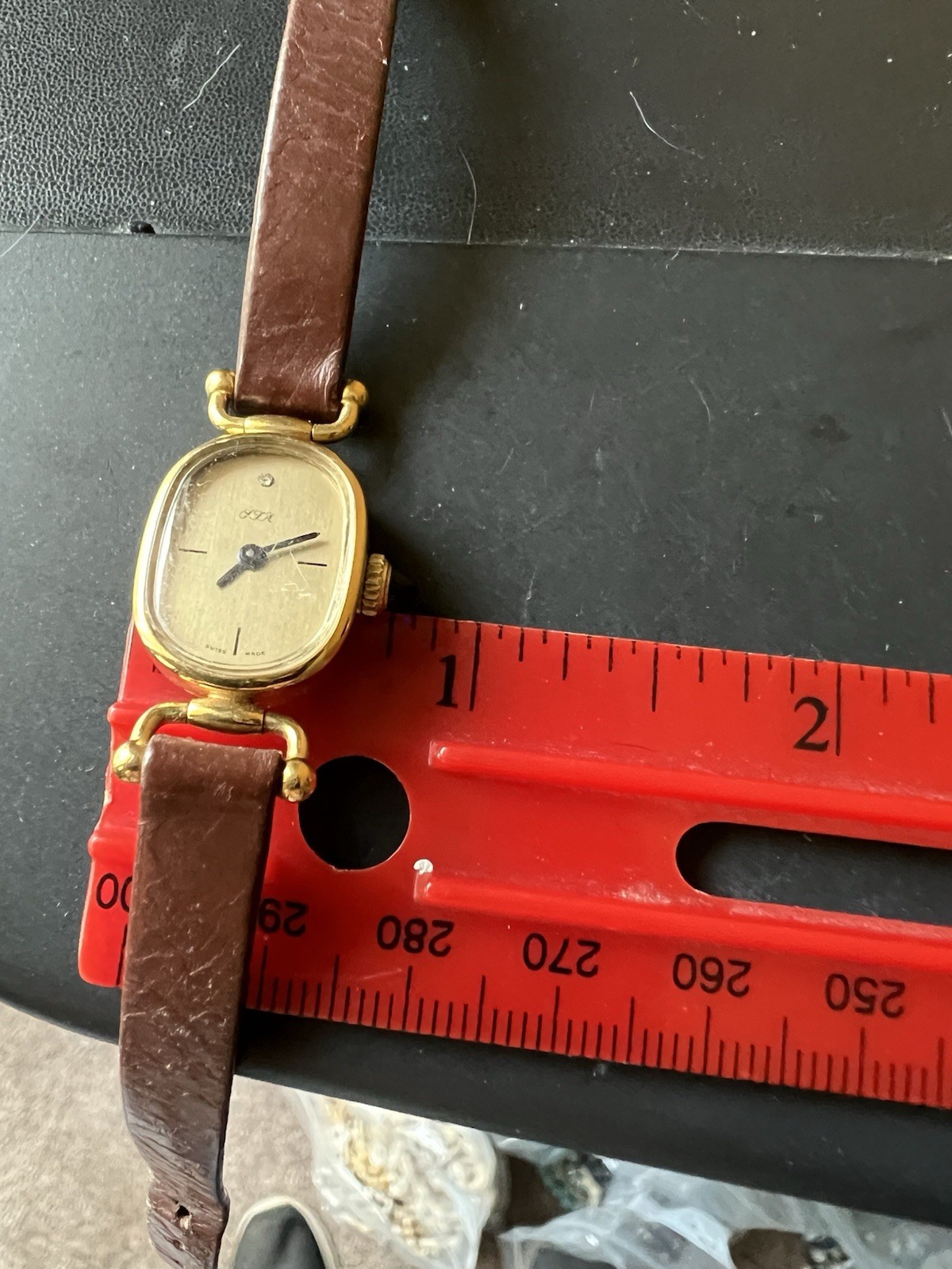 Unknown Designer Ladies Vintage Watch For Repair