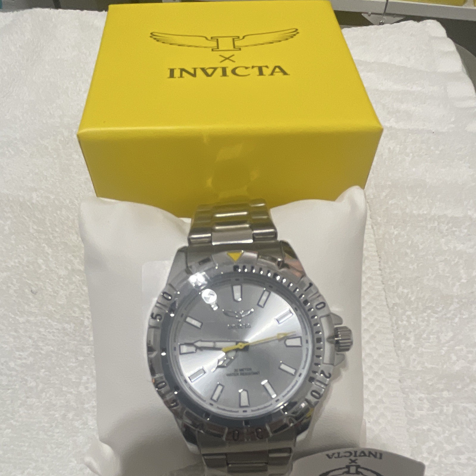 Invicta Men’s Analog Quartz 50mm Silver Dial Steel Bracelet 100m Box