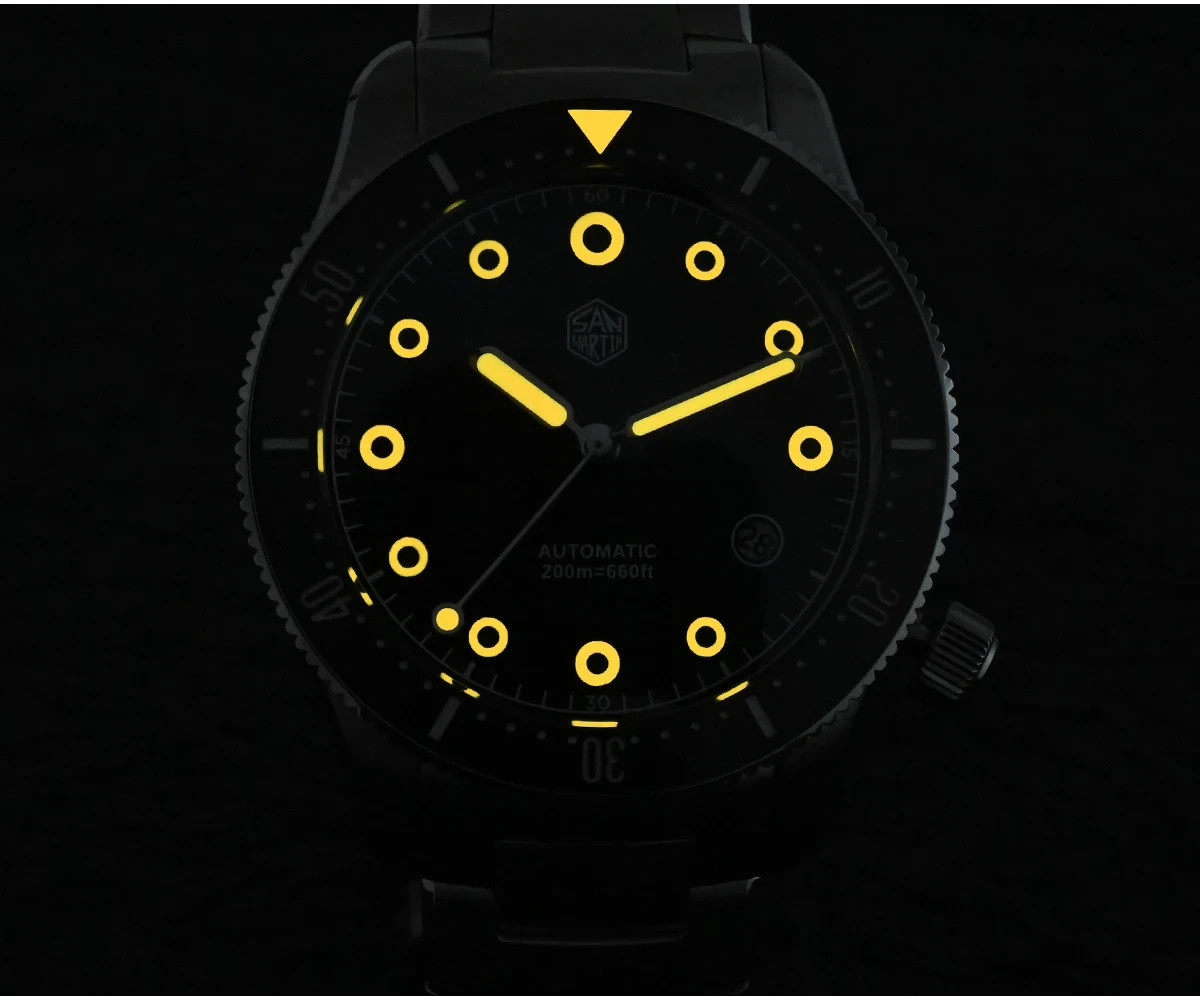 Unique Orange-Accented (With Orange Lume) 40mm San Martin Automatic Diver!