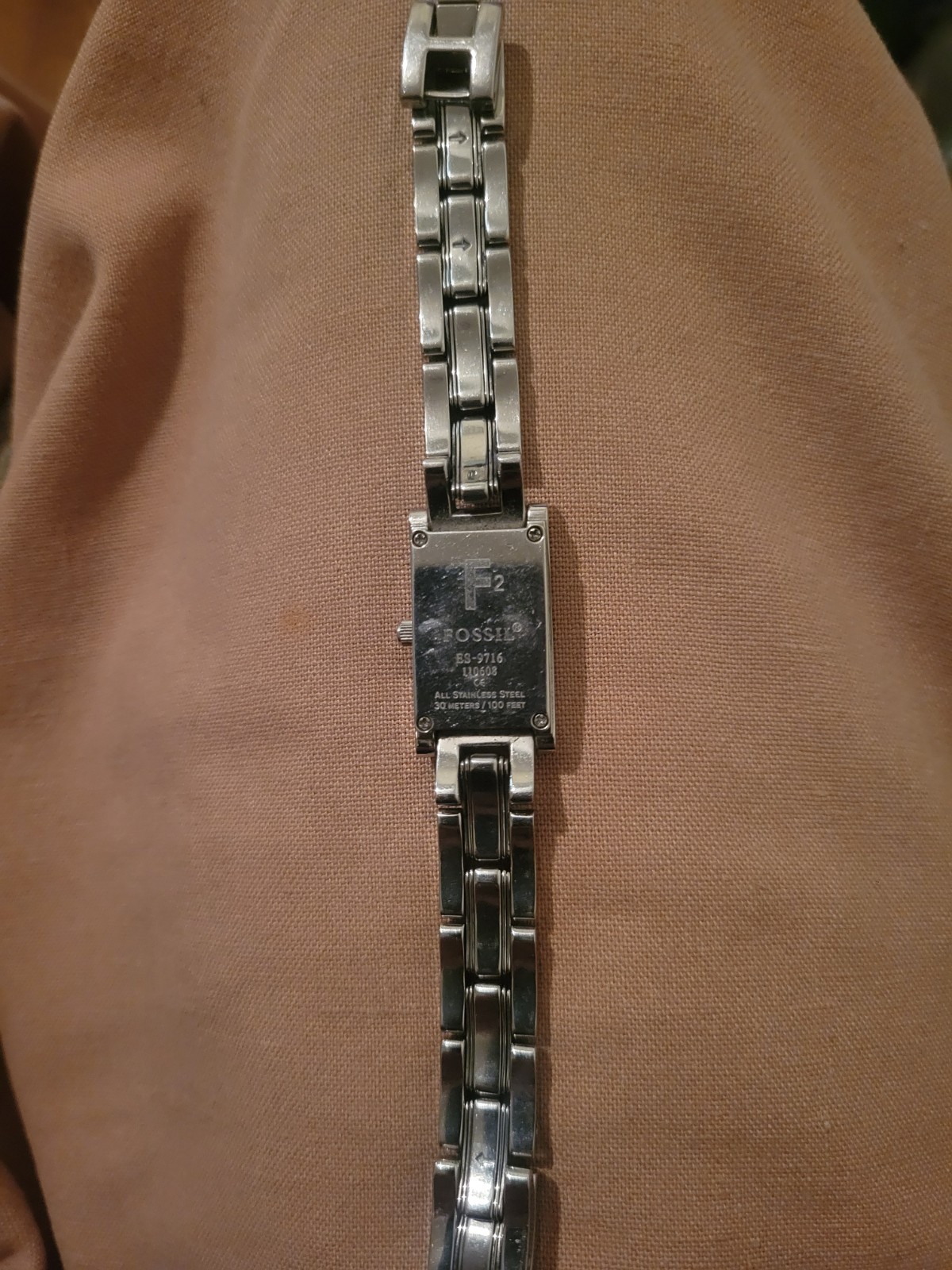Women’s FOSSIL Silver Tone Classic Bracelet Watch, 16mm, Black Dial Runs, ES9716
