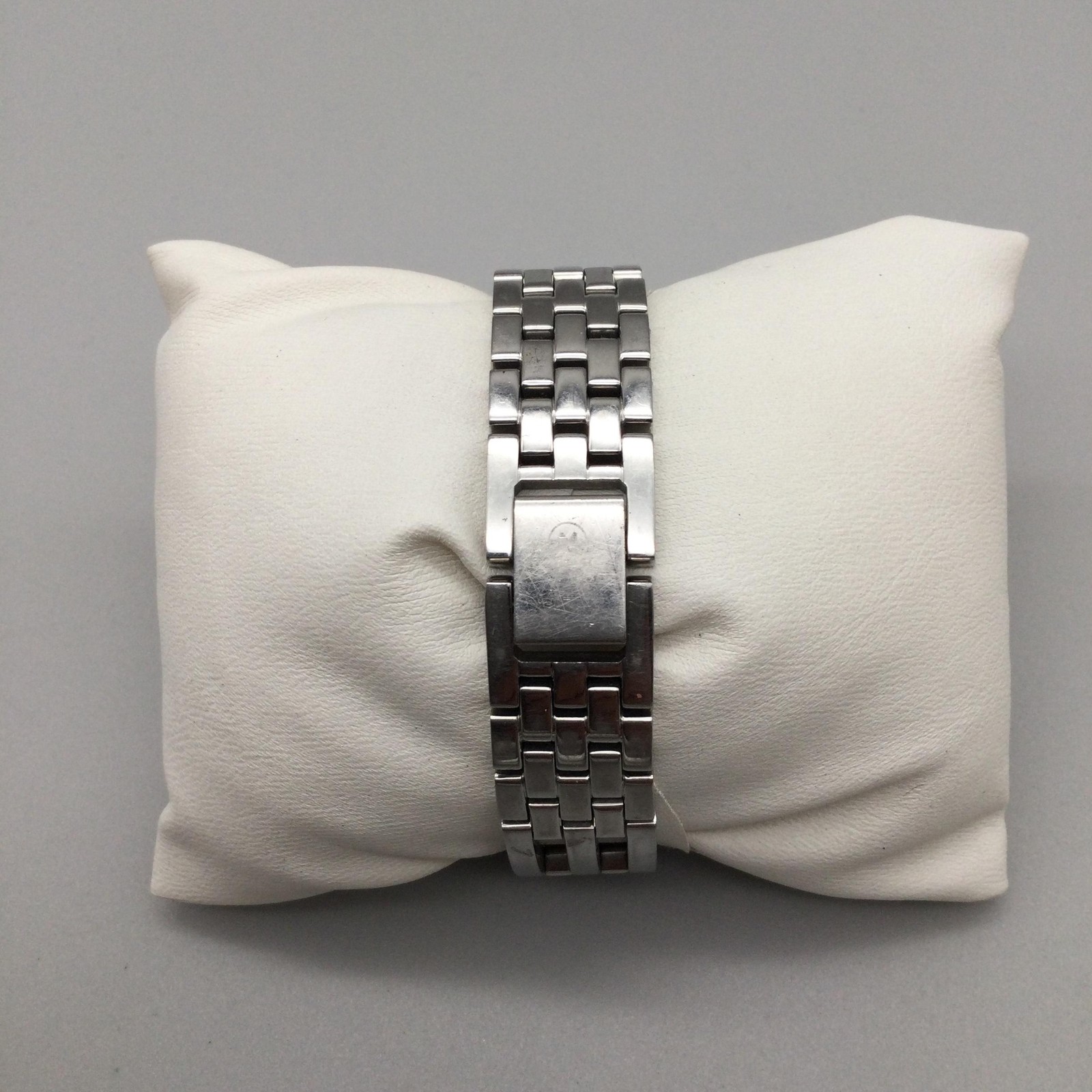 Movado Esperanza Womens Watch 14mm Stainless Steel Sapphire New Battery 6″