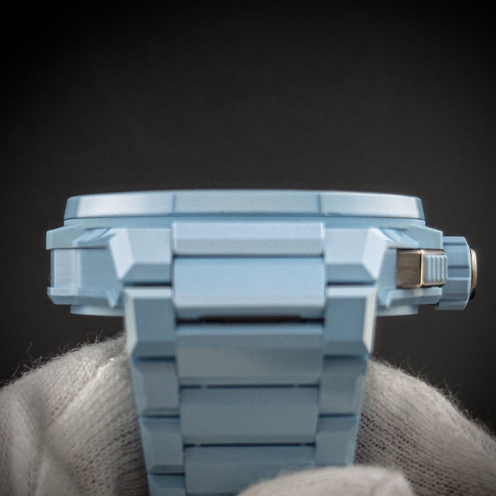 Hublot Big Bang Integrated Sky Blue Ceramic – Limited Edition 451.EX.5120.EX
