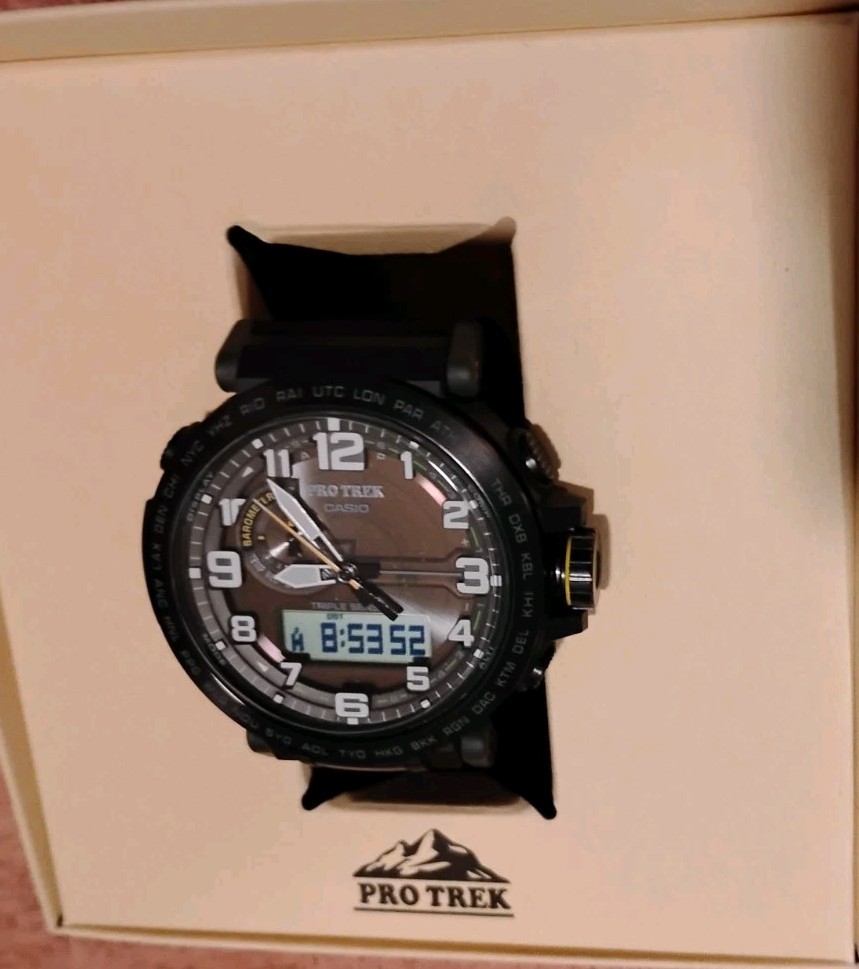 Casio Pro Trek Men’s Dial Triple Sensor Solar Powered PRG-601YB-3 New