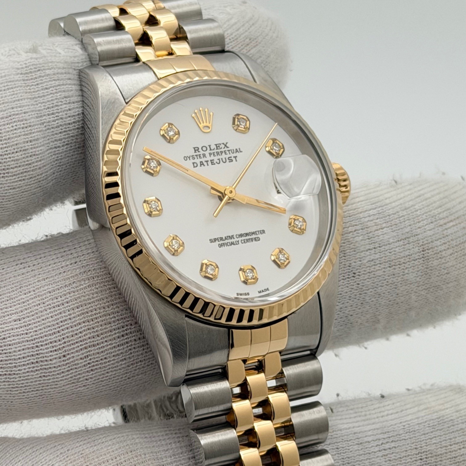 Rolex Datejust 16233 36mm White Diamond Dial 18k Yellow Gold Stainless Steel