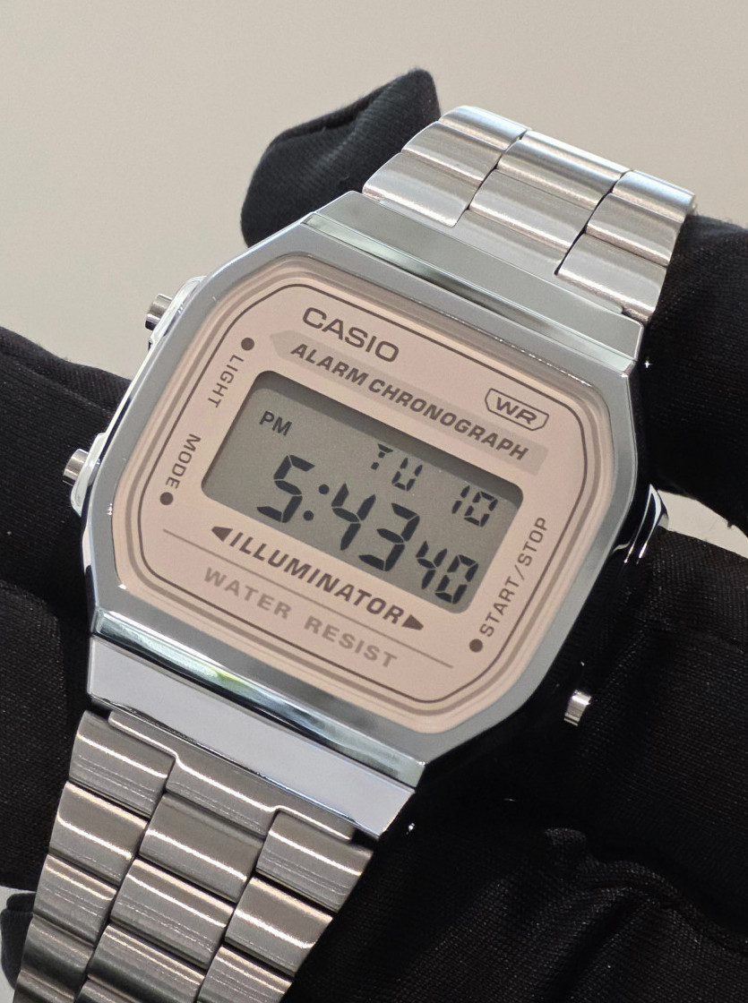 Casio A168WA-8ADF Vintage Silver Gray Digital Watch EL Backlight 7-Year Battery