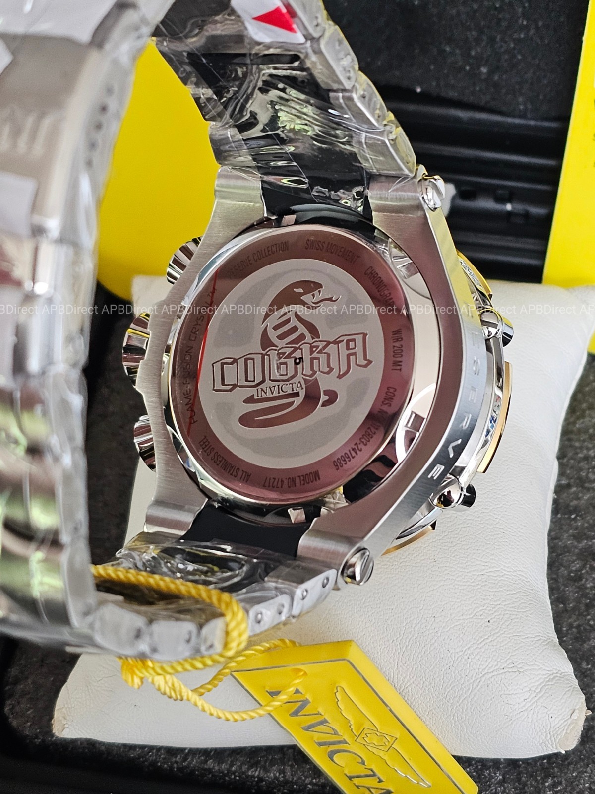 Invicta – Venom COBRA – Swiss Z60 Chronograph Mother-of-Pearl Dial – mens watch