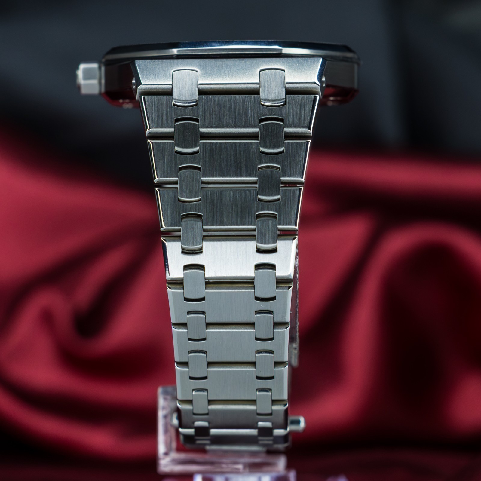 Audemars Piguet Royal Oak “Jumbo” 15202ST.OO.1240ST.01 | Full Set 39mm