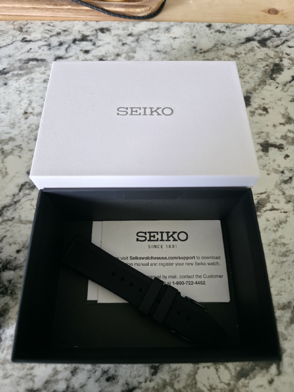 Snap-On Tools/Seiko -Exclusive Limited Edition Watch – Full Set- SRPJ77