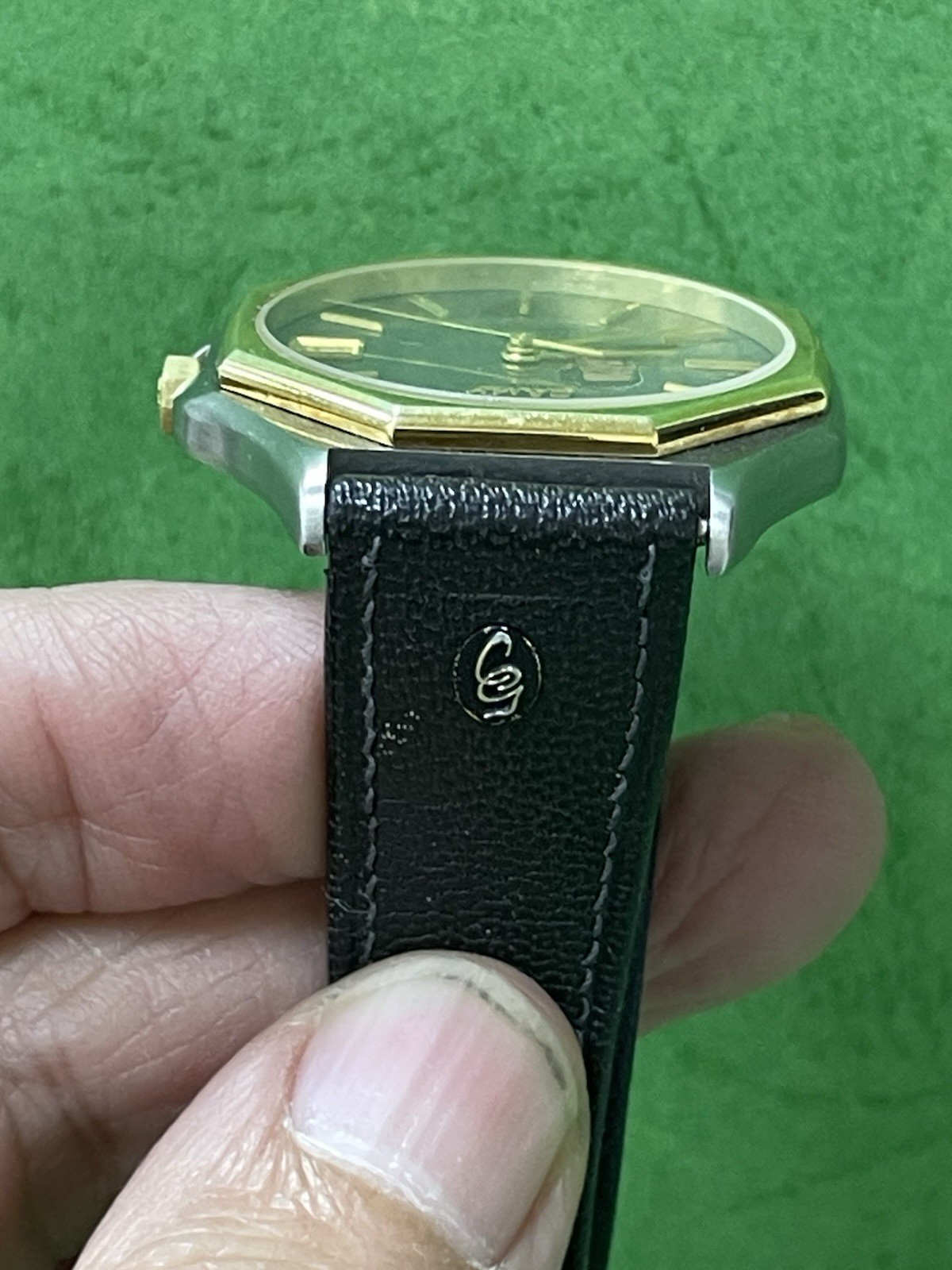 SWISS Cyma President Saddam Hussein Iraq Watch Men Black Dial SS Gold P R2