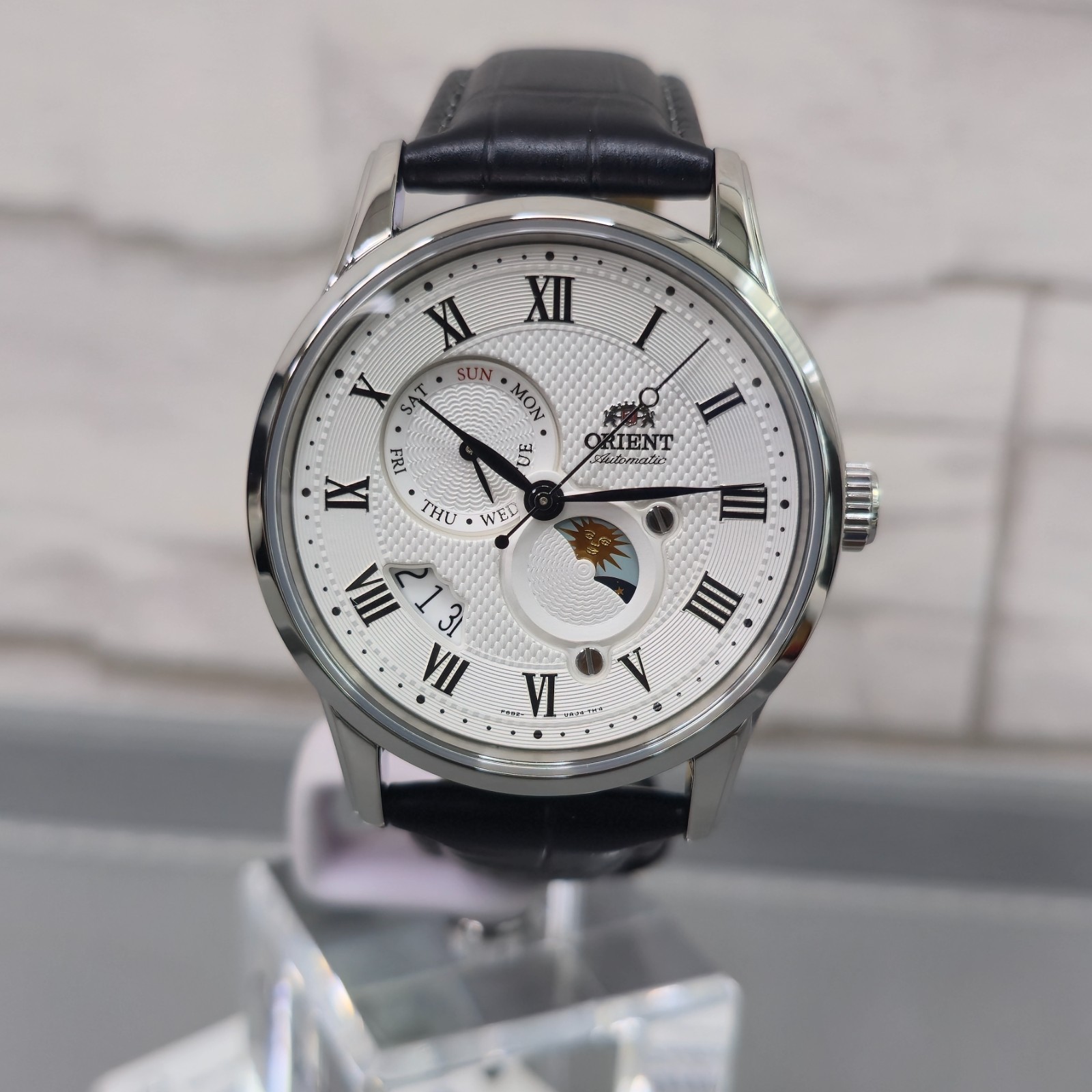 Orient Classic Sun & Moon RA-AK0008S Automatic White Dial 42.5mm New Men’s Watch