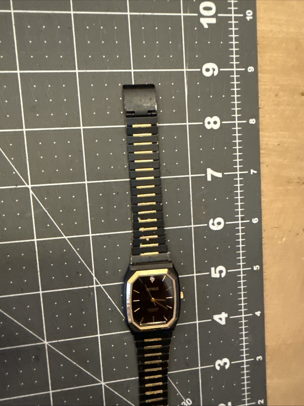 Benrus two tone Diamond octagon tank men’s watch black and gold retro new bat