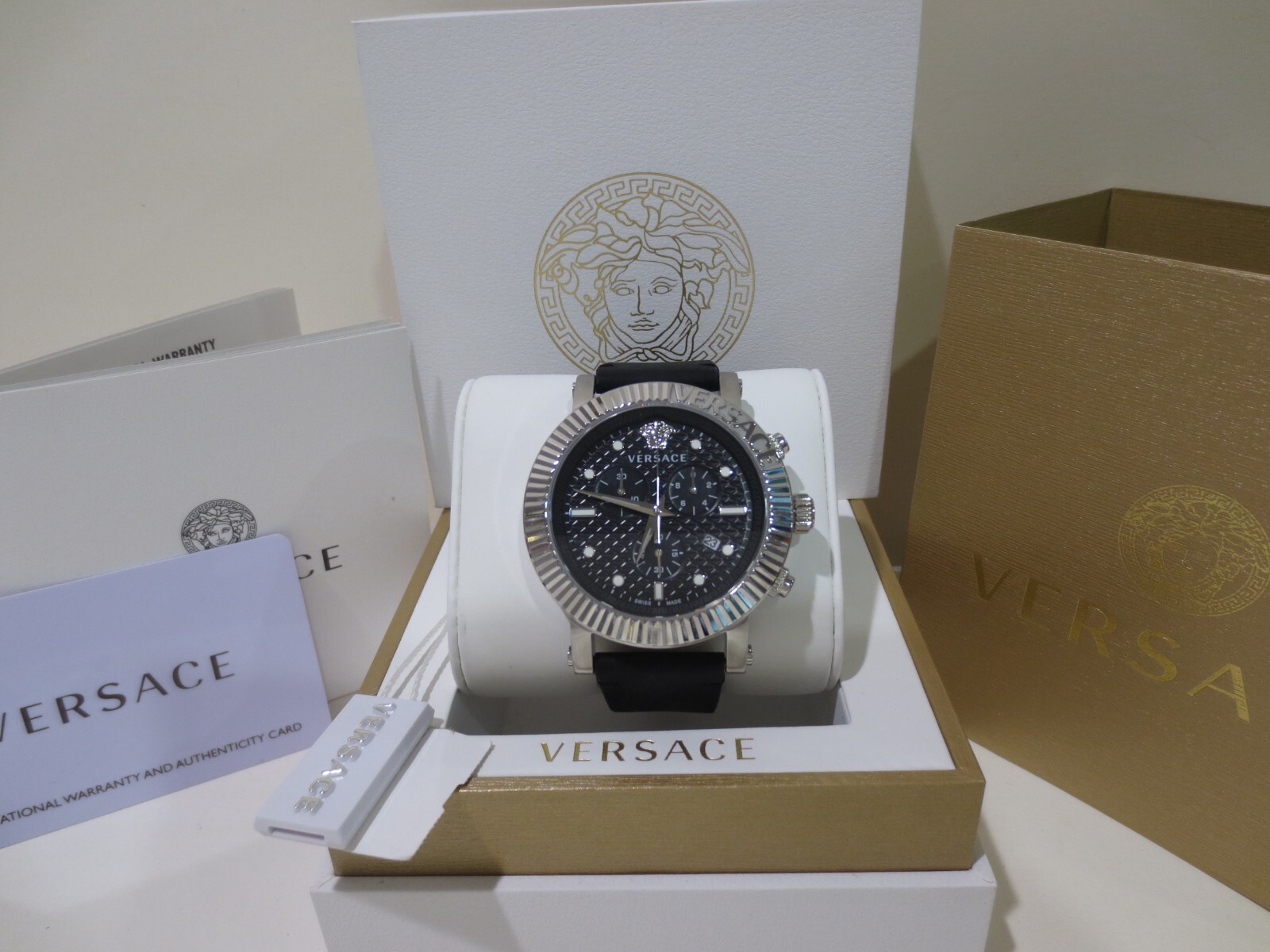 Versace Men’s VESQ00222 V-Chrono Chronograph Date Swiss Made Leather Watch