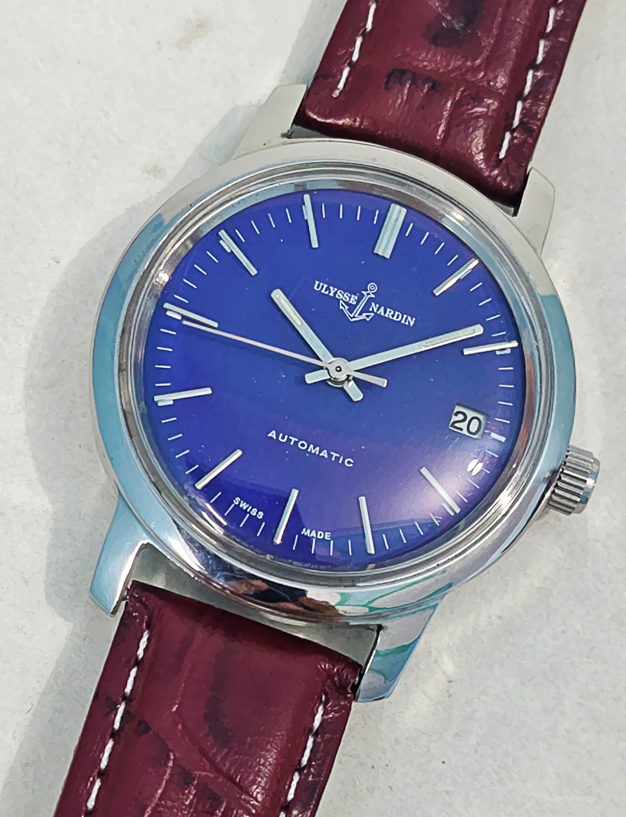Swiss Made Vintage Ulysse Nardin Automatic 25-Jewels SS Date Men’s Wristwatch