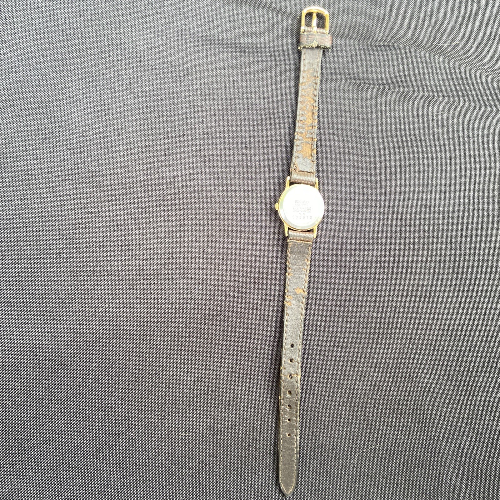 Seiko 2Y01-0A10 Ladies Quartz Watch Gold Tone 20mm New Battery New Band