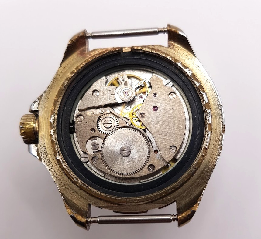 LEGENDARY RUSSIAN VINTAGE MENS WATCH VOSTOK KOMANDIRSKIYe MECHANICAL WORKING RAR