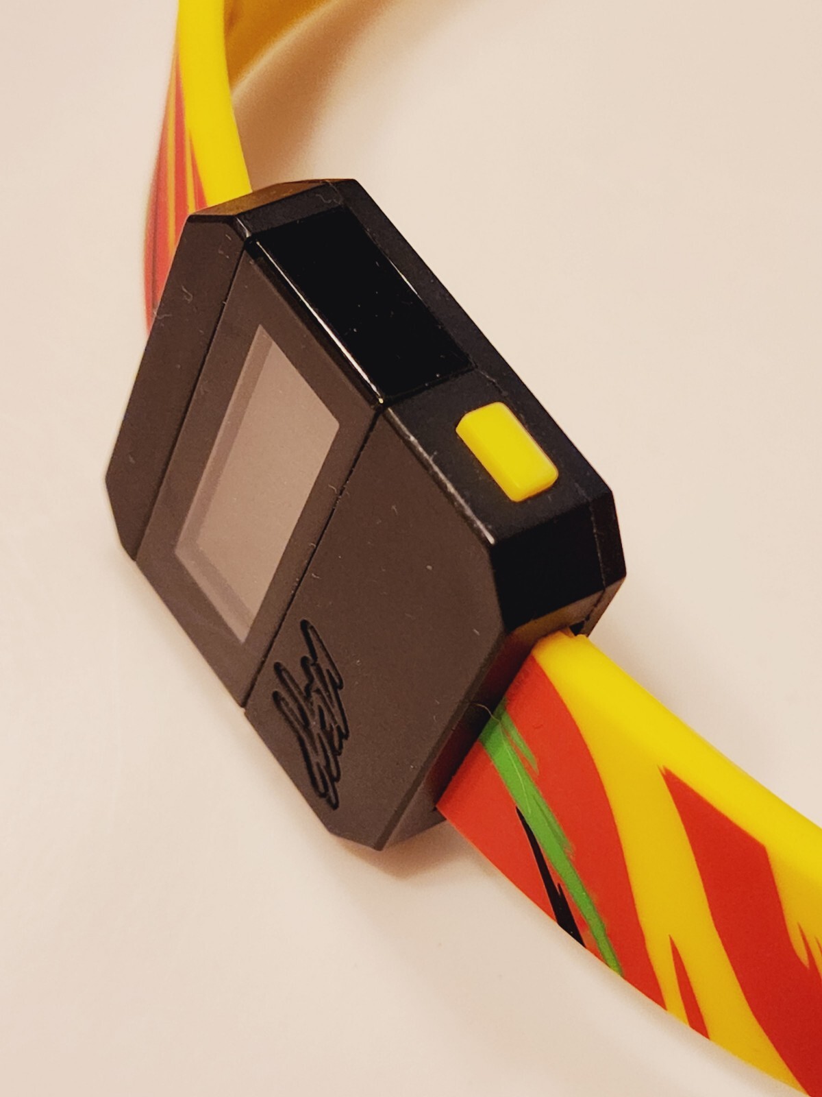 2 Neff Watches. DAILY ( Black/White ) & DIGI ( Multicolor ) BOTH RUNNING