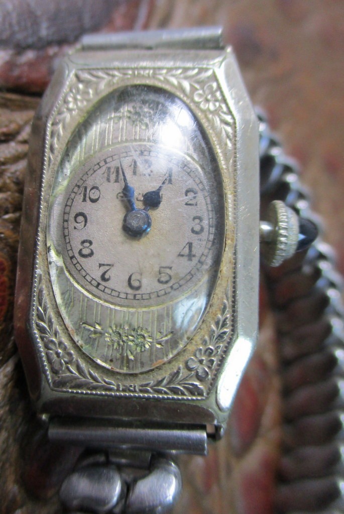 Gruen Guild 14K GF 15J 3adj SWISS vintage ladys watch bregaut NOT TESTED