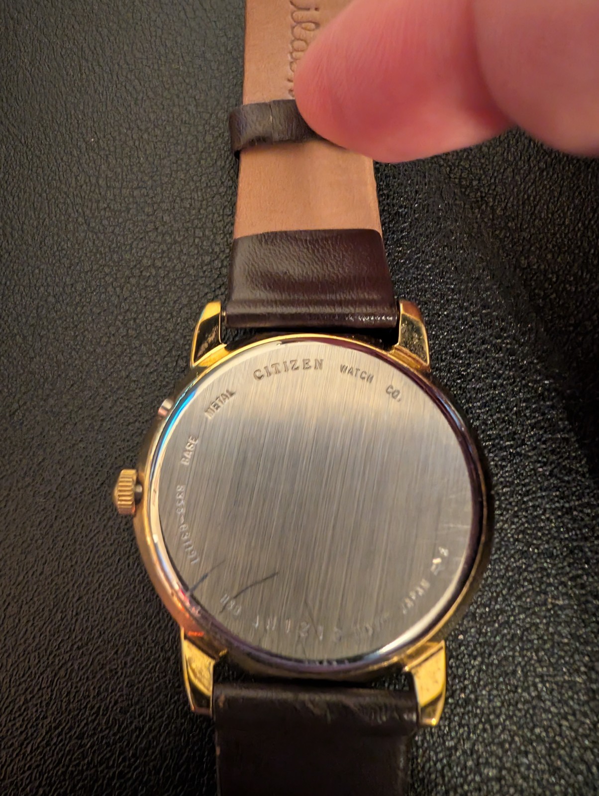 Vintage Citizen Elegance Triple Calendar Watch 6355-G31191 Pointer Date RUNS!!!