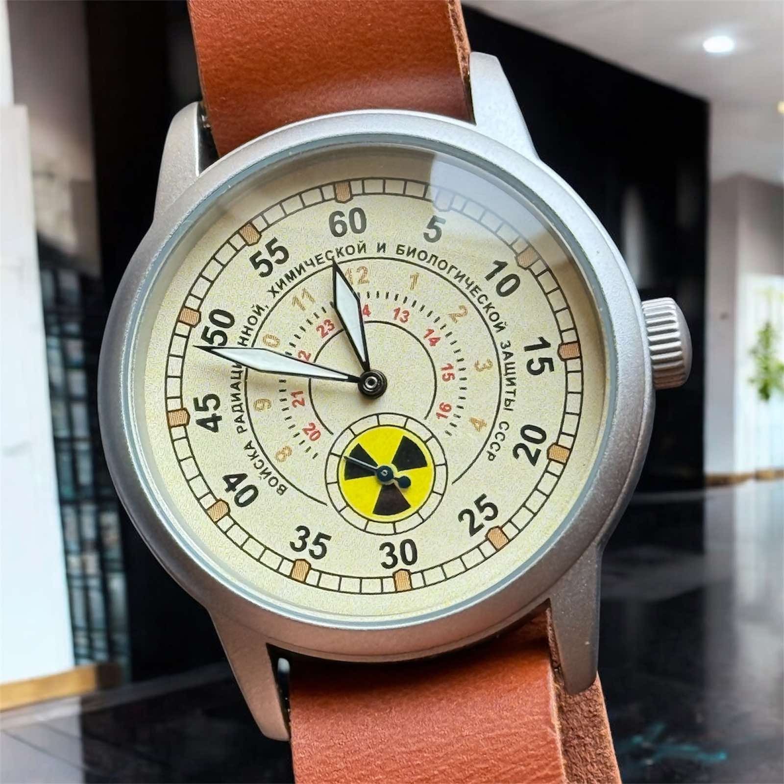 Raketa Watch Mechanical Radiation Military Wrist Russian Soviet USSR Men Vintage