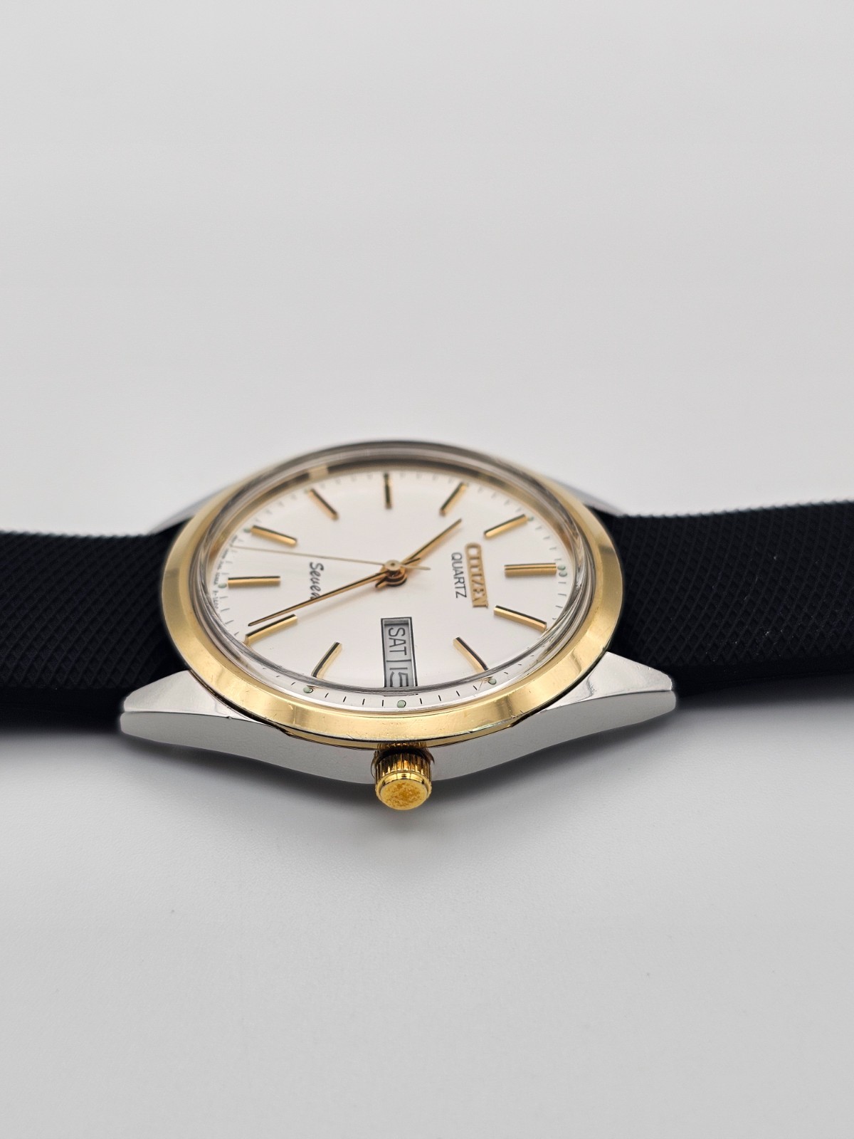 Citizen 1984 Seven (1400)- Quartz Men’s Watch (#0132)