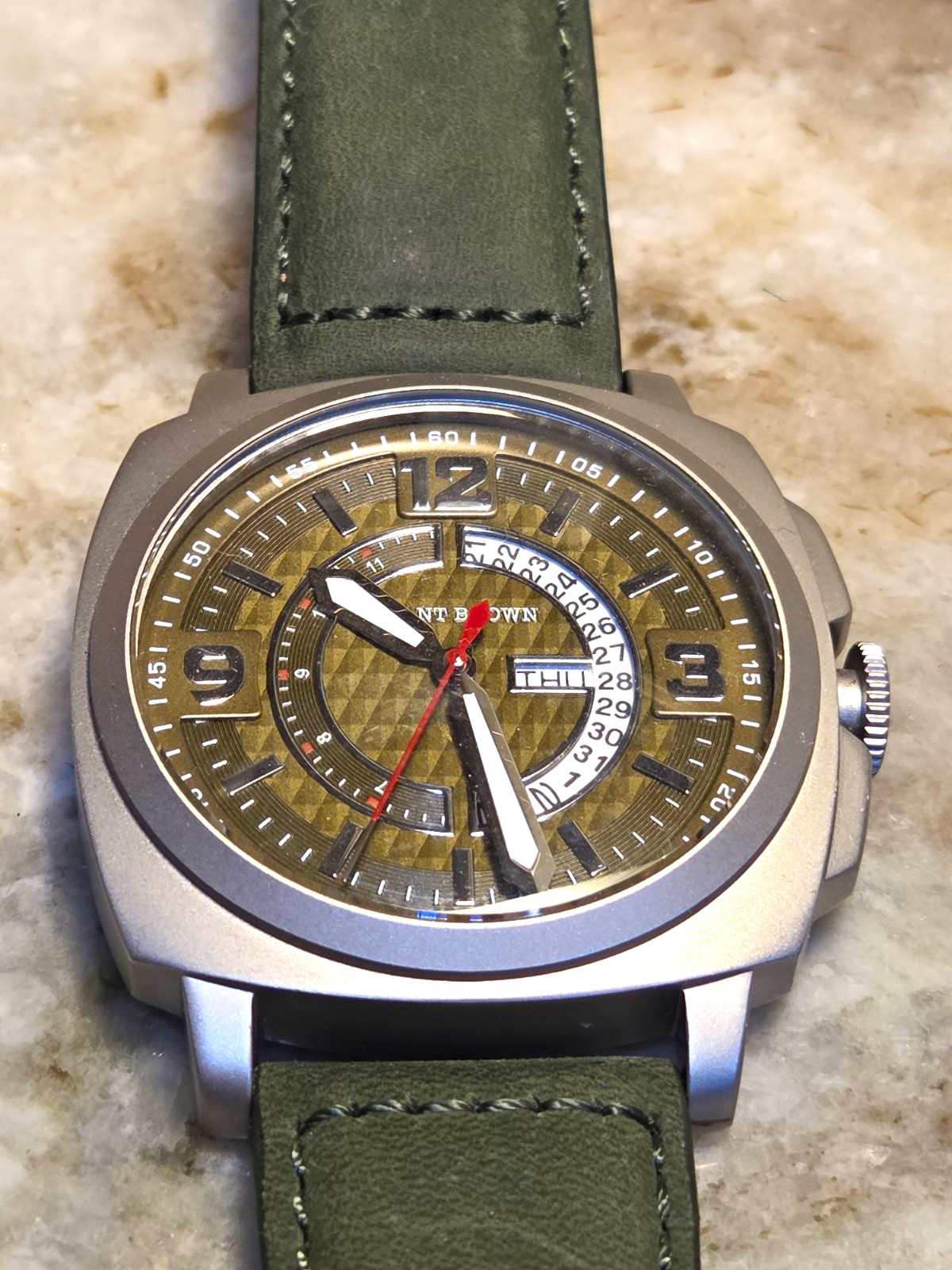 Grant Brown Urban Nomad Men’s Quartz Analog Date Watch Green Dial/Strap 43mm