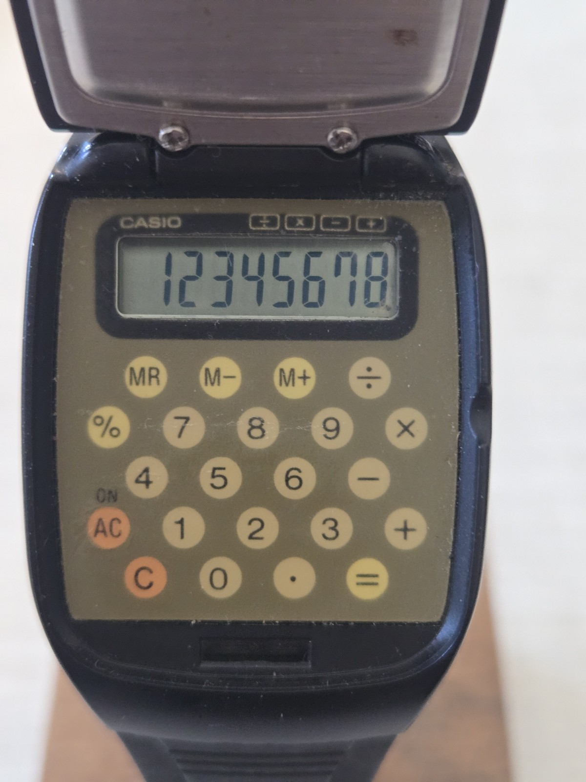 Casio Flip Top Calculator Quartz Wristwatch Black Resin Strap Vintage FTP-10