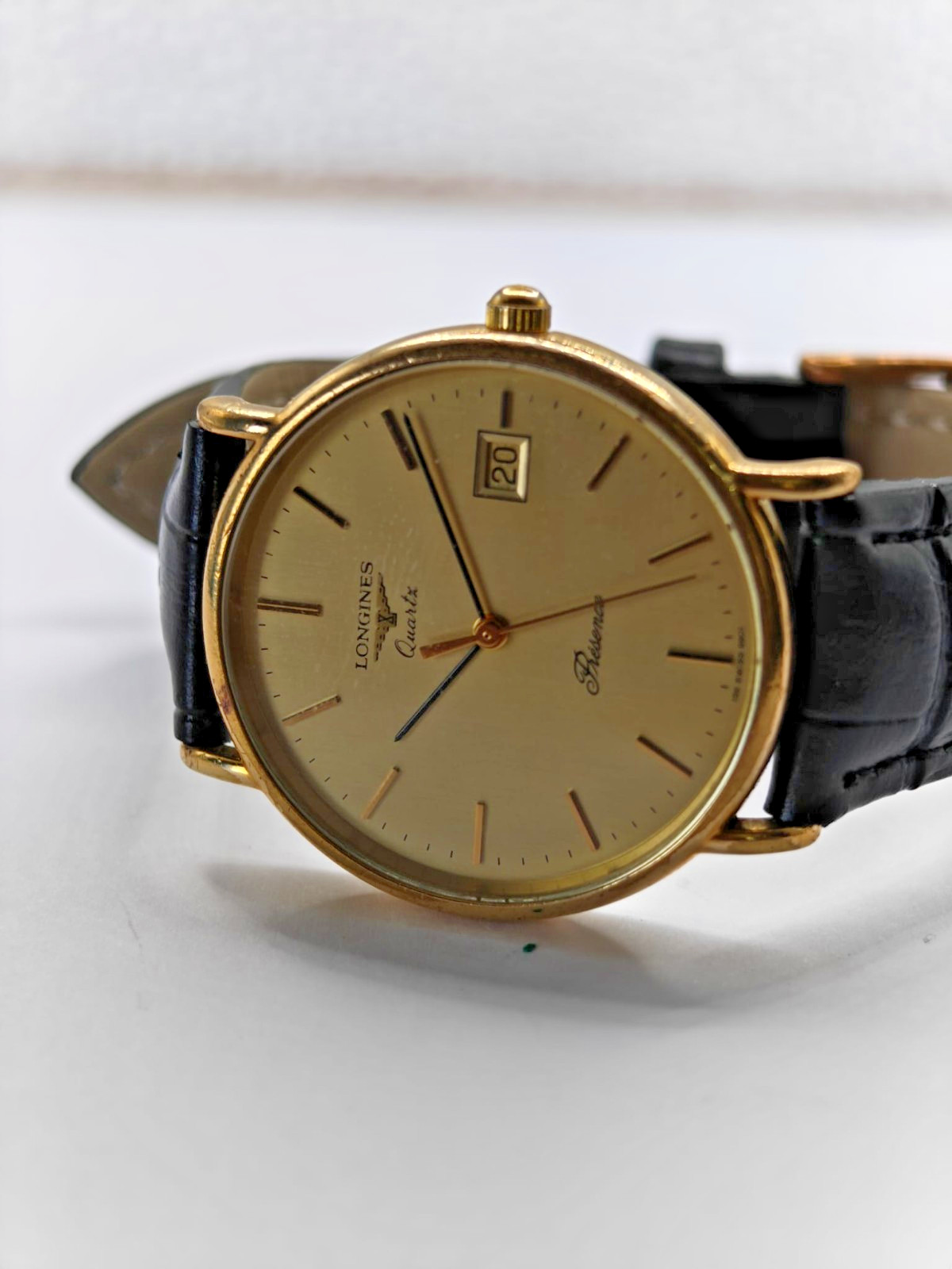 Vintage Longines Presence Quartz Cal L156.4 Gold Plated Champagne Dial 33mm