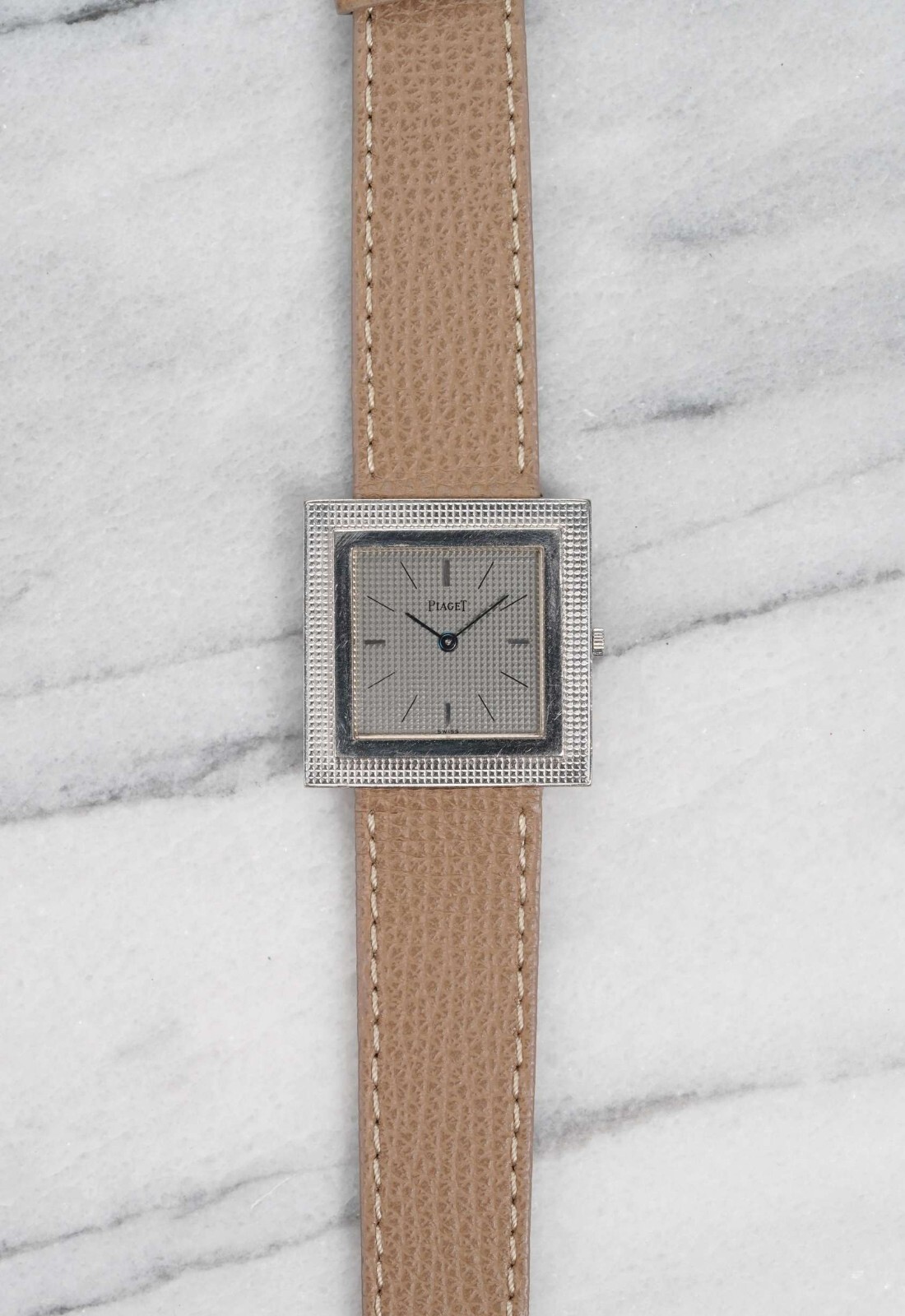 Vintage Piaget Ref 9123 Vintage 70s Manual Wind 18K White Gold Hobnail Dial