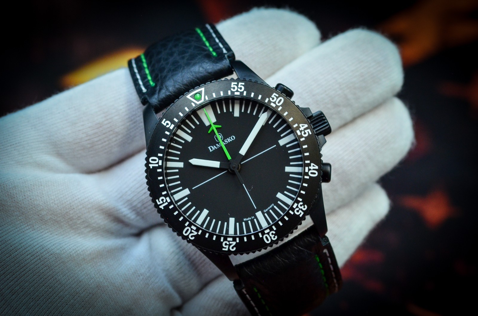 Damasko DC80 Center Chronograph Ice-Hardened Stainless Steel Bracelet Box Papers