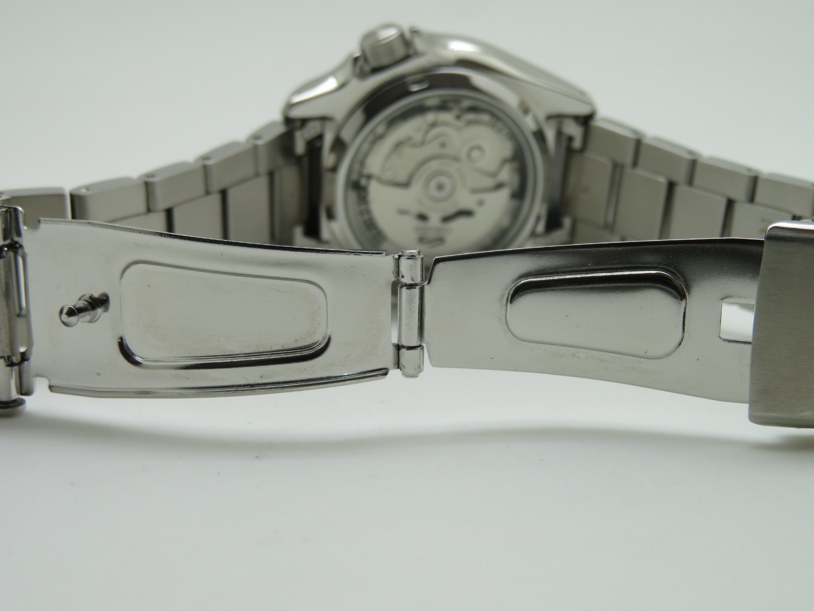 Seiko 5 Sports SRPE53K1 Men’s 38mm Stainless Steel Automatic Wristwatch