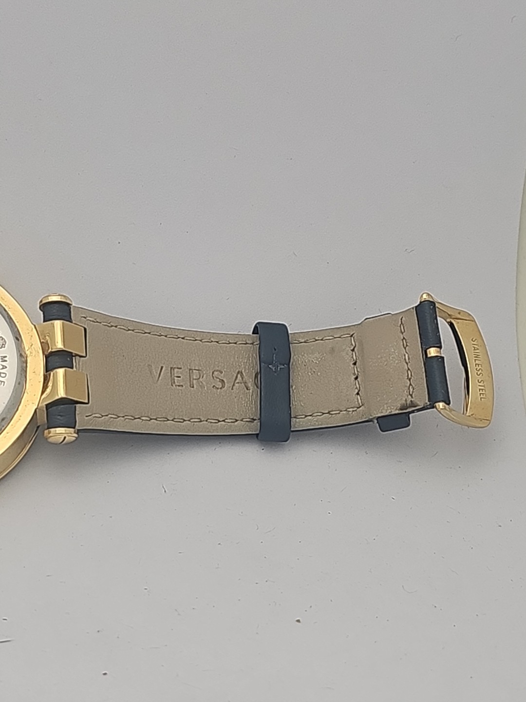 Versace Mens Bold Chrono IP Yellow Gold Bezel Blue Dial 46mm Strap Fashion Watch