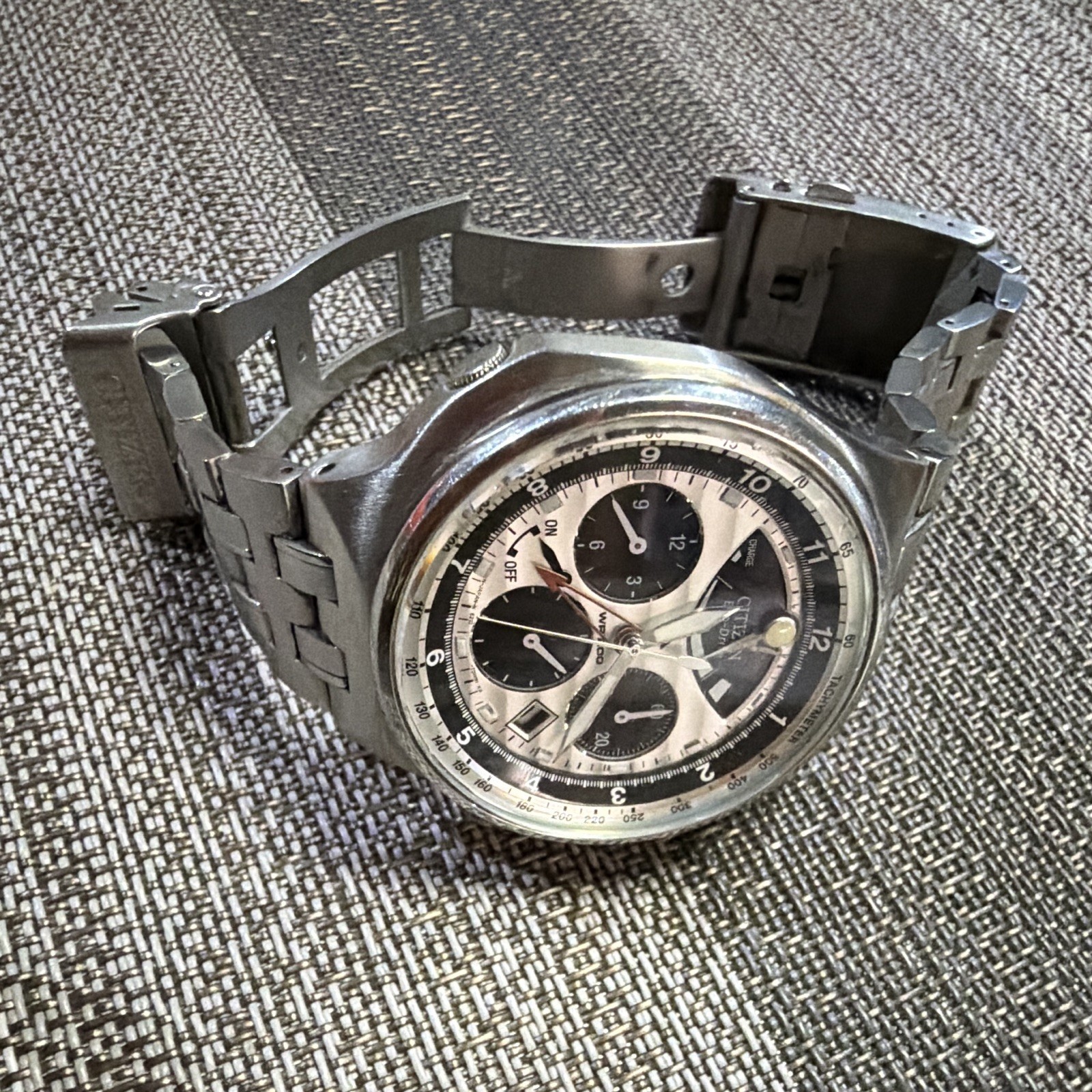 Citizen Eco-Drive Chronograph Date Tachymeter WR100 Silver SS Bracelet Watch