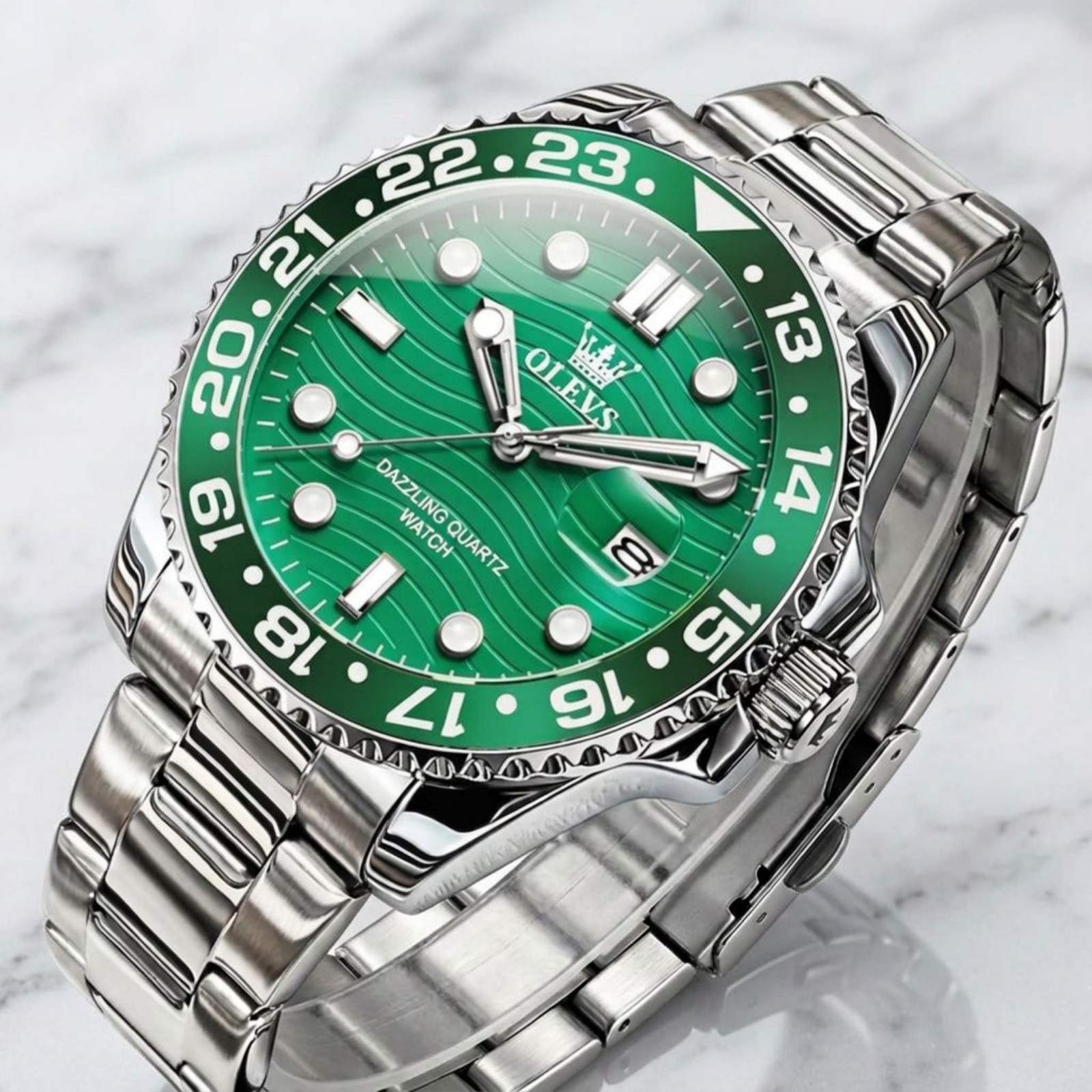 Men’s Waterproof Diver Quartz Silver Bracelet Case Watch Green Dial Bezel Olevs
