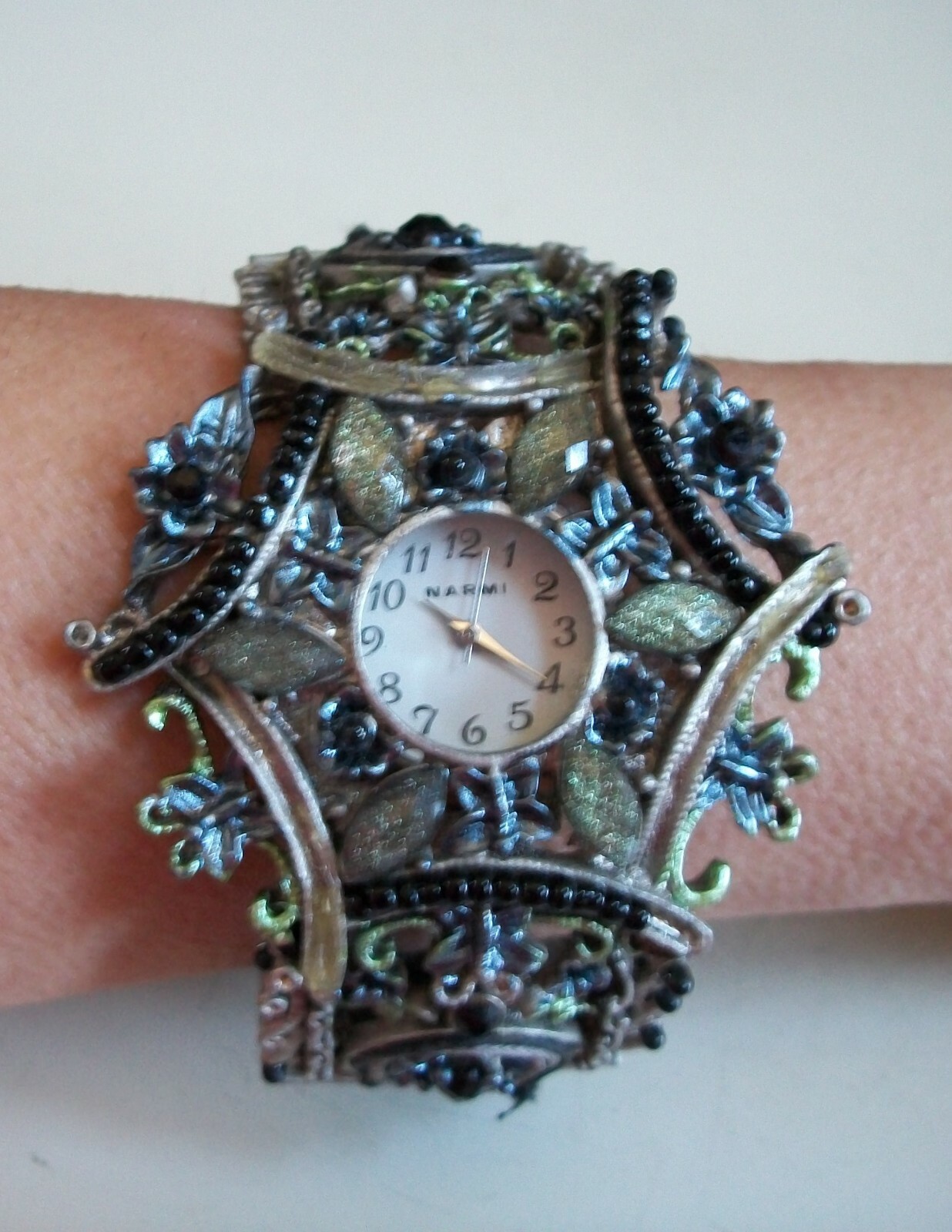 Women’s silver gray fashion bangle cuff casual party handmade look watch