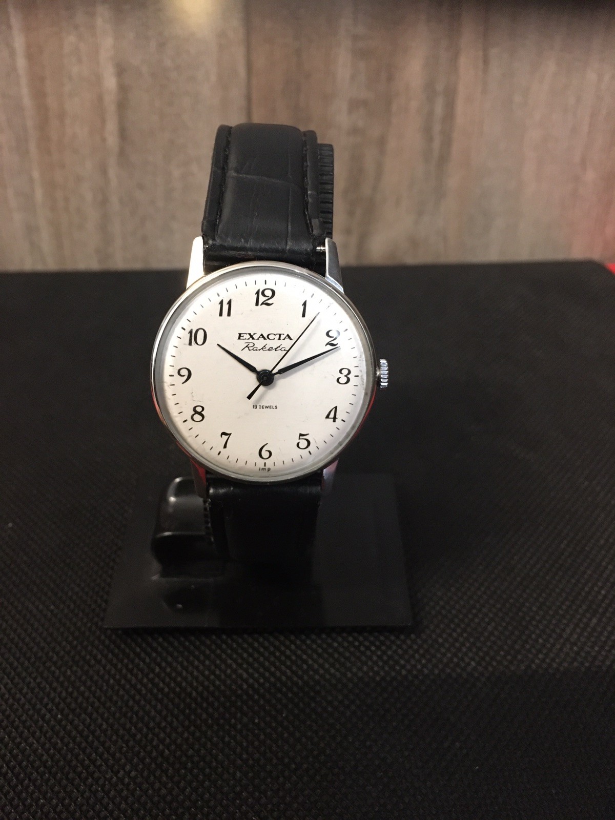 Vintage RAKETA EXACTA Watch – 19 Jewels – USSR – Serviced