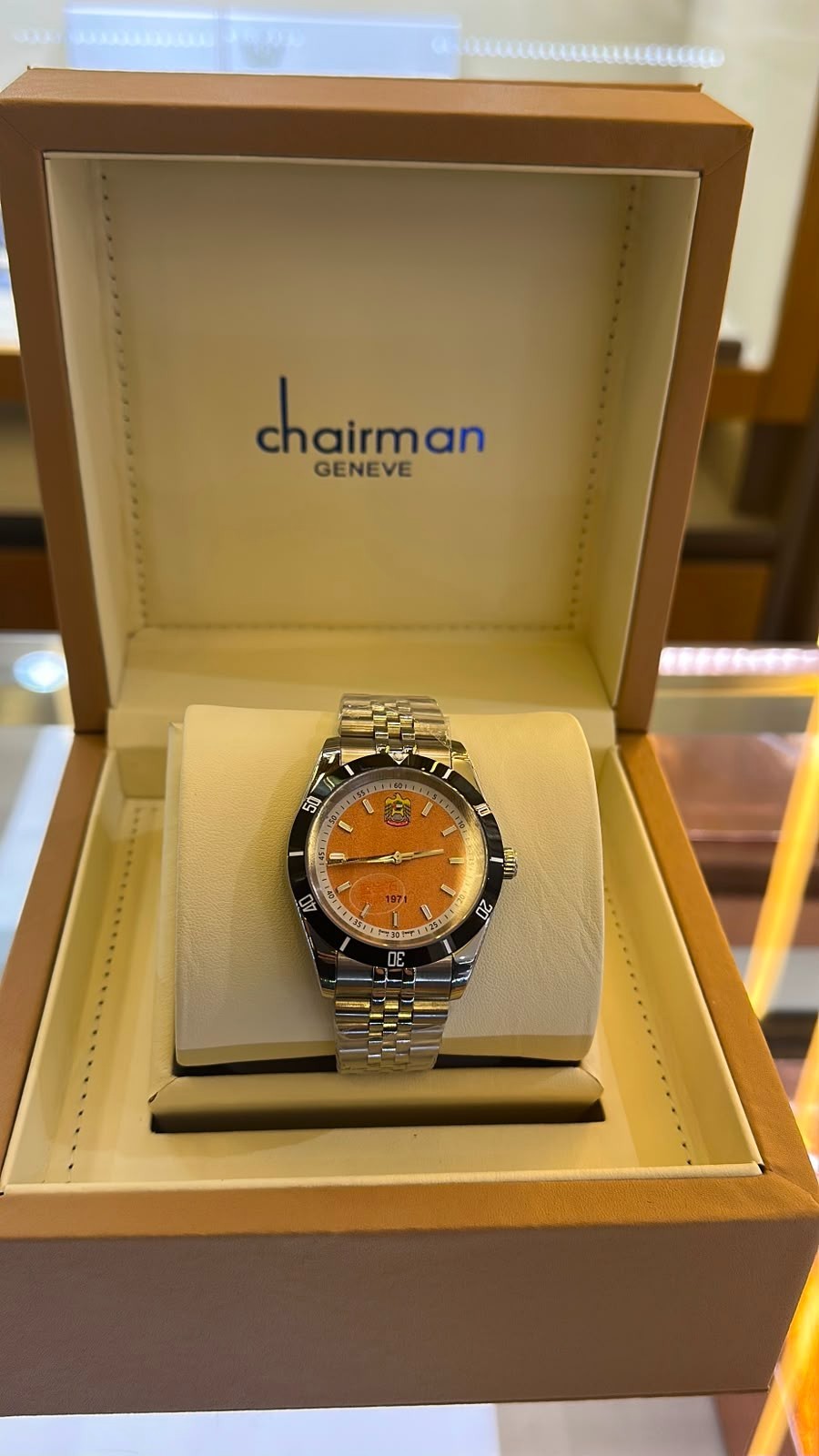 Chairman Geneve 1971 UAE Emblem Quartz Men’s new Watch Sand Dial Box Stainless