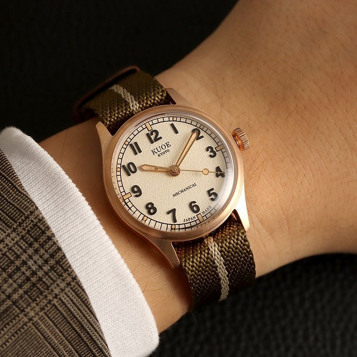 KUOE KYOTO OLD SMITH 90-002 35mm case Automatic Ivory Dial khaki Strap New Japan