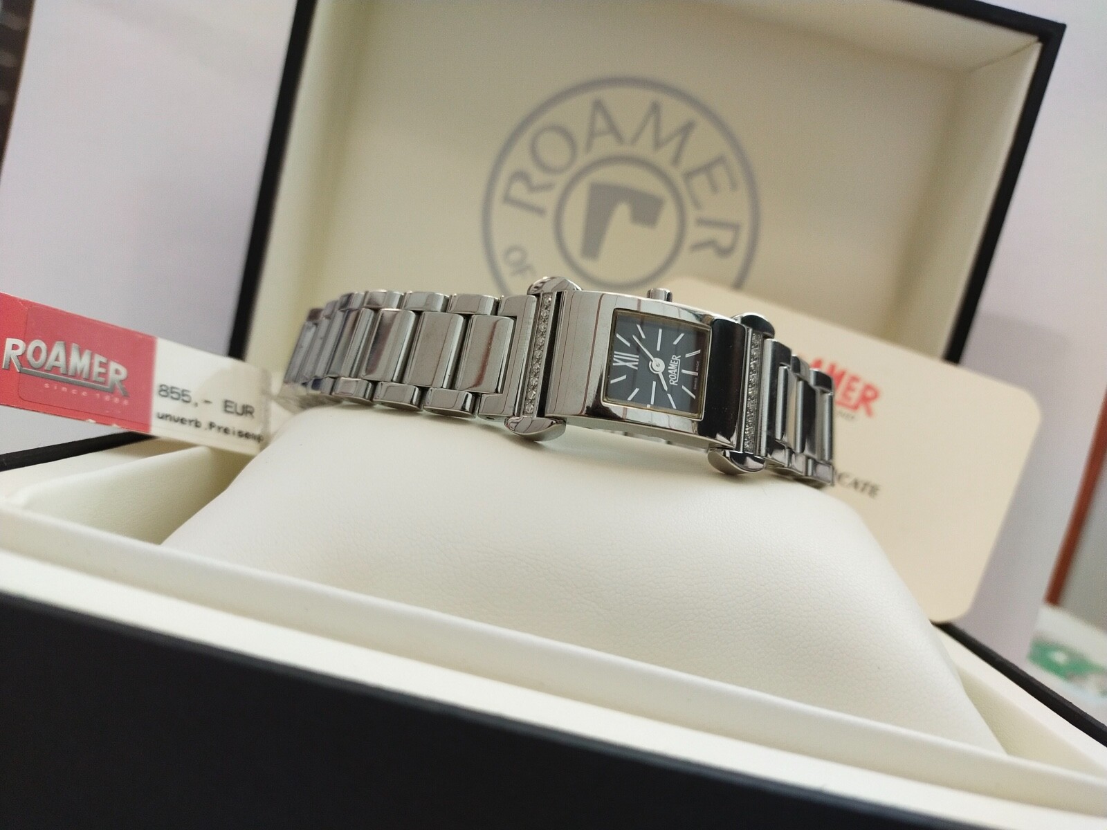 Roamer Watch Dreamline Luxury 18 Diamonds Swiss Made Folding Clasp 637.953