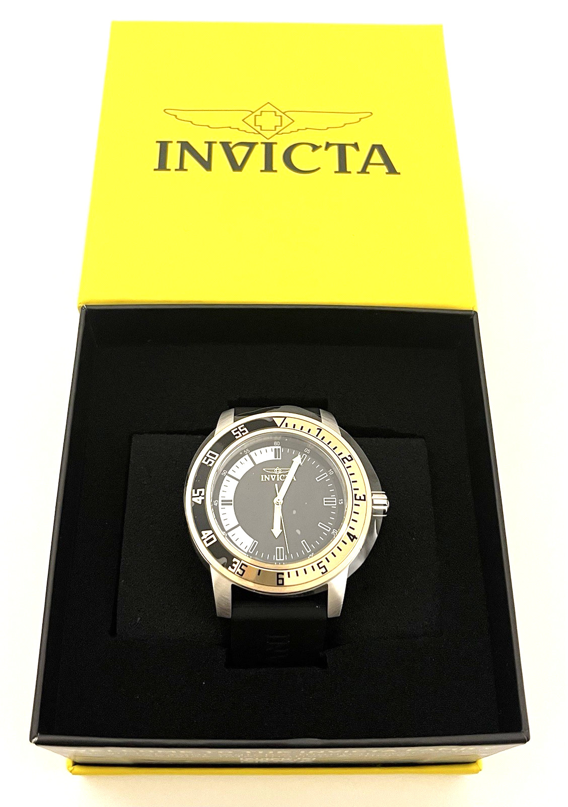 INVICTA MENS SPECIALTY SILVER STAINLESS WATCH WITH BLACK SILICON BAND 34097