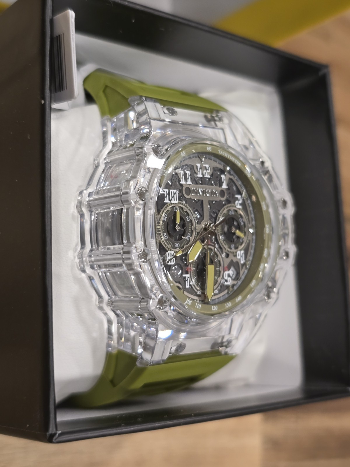 Invicta Racing Vaulthan Men’s Watch – 44mm Olive Green 69682 Limited Edition New