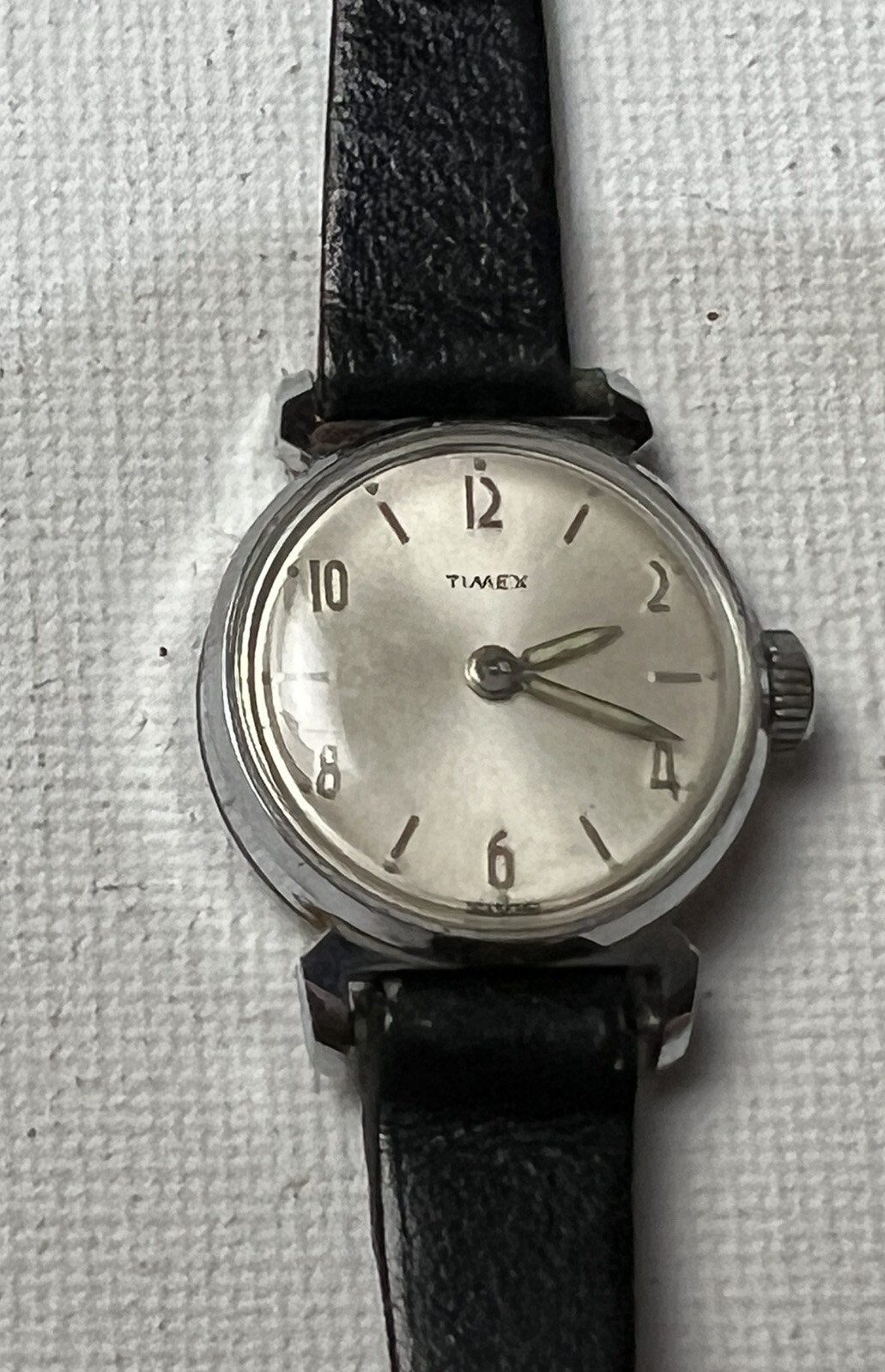 Vintage Timex Watch Chrome Plated Bezel Leather Bracelet Caravelle