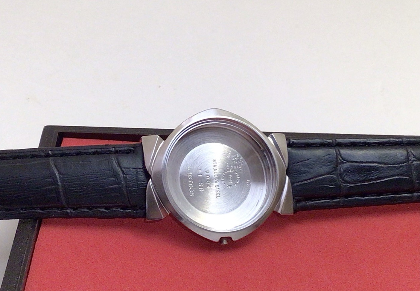 Vintage WITTNAUER AUTOMATIC,Cal. 11 SR,17J,Rare Bow Tie Lugs,Ca.1960s,Working.